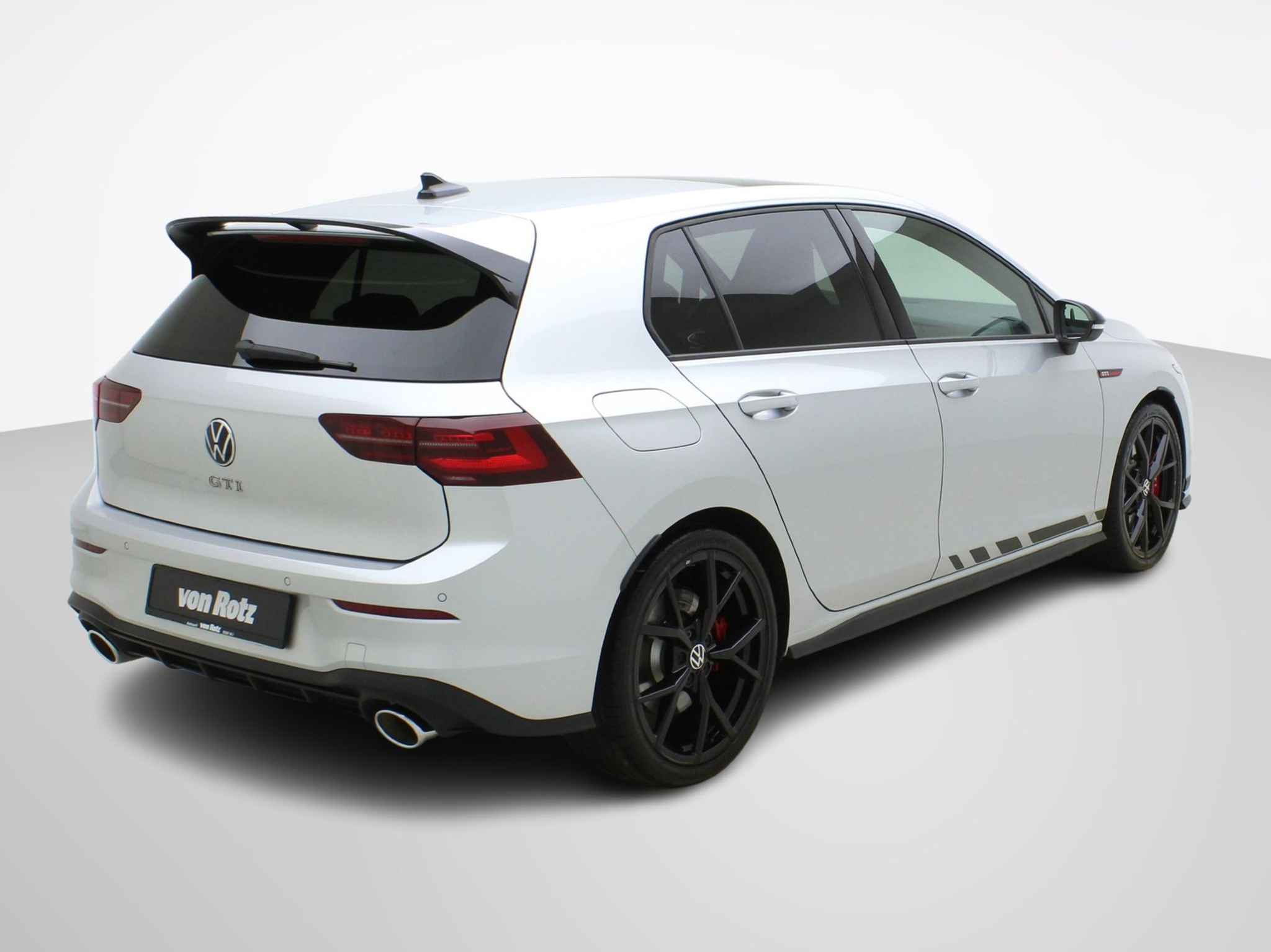 listing desktop thumbnail image 3