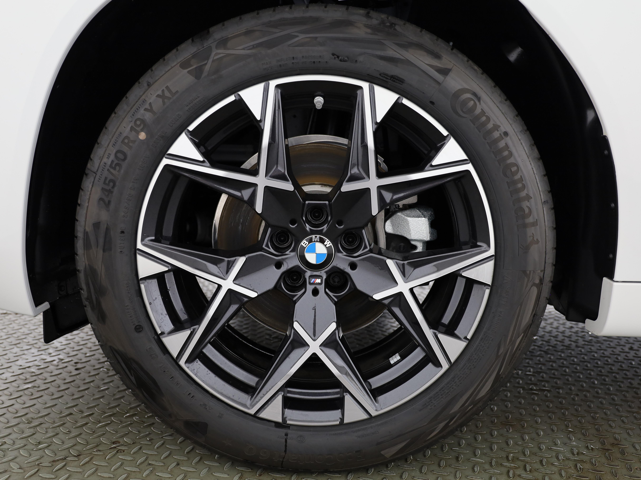 listing desktop thumbnail image 20