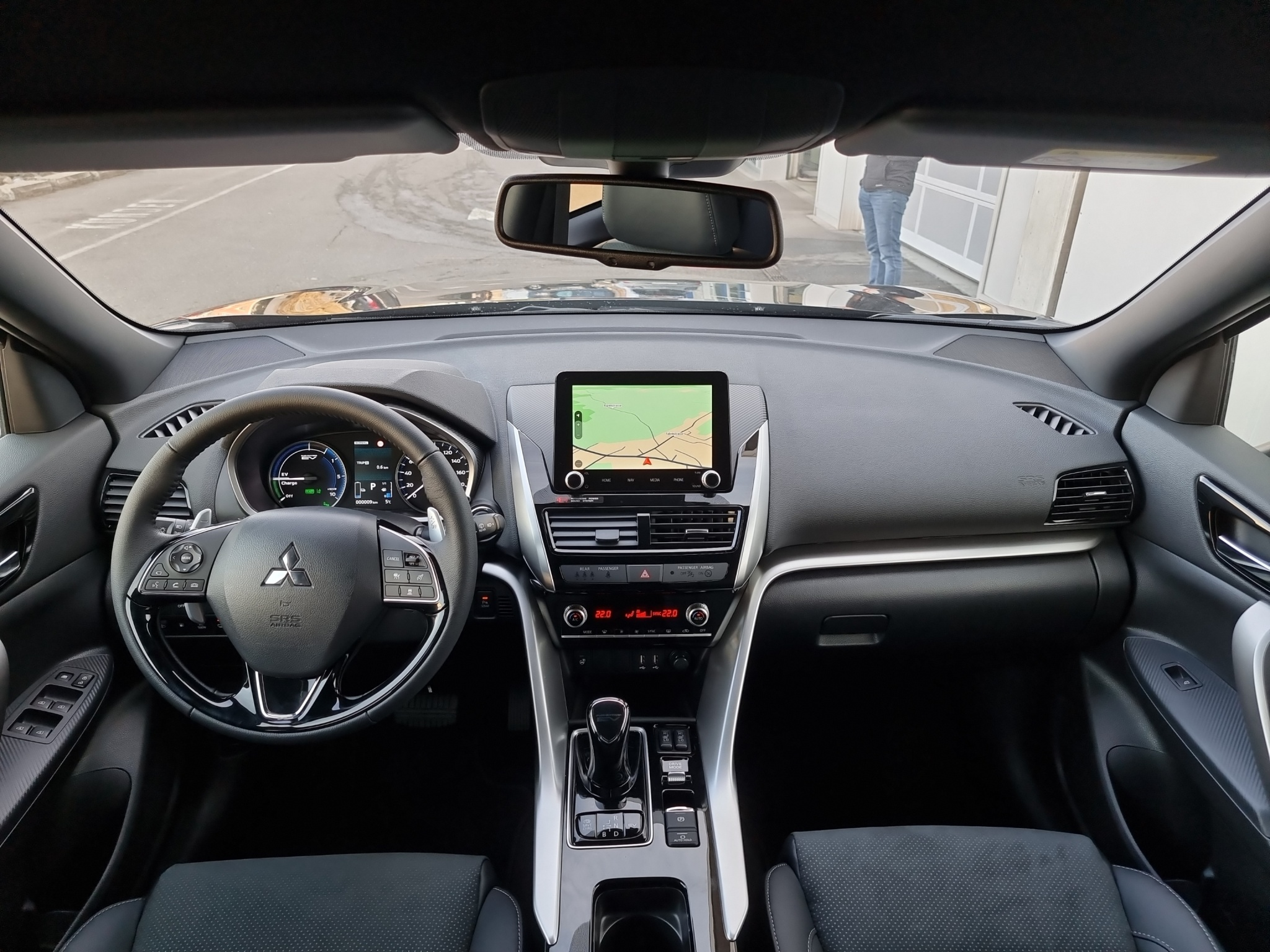 listing desktop thumbnail image 5