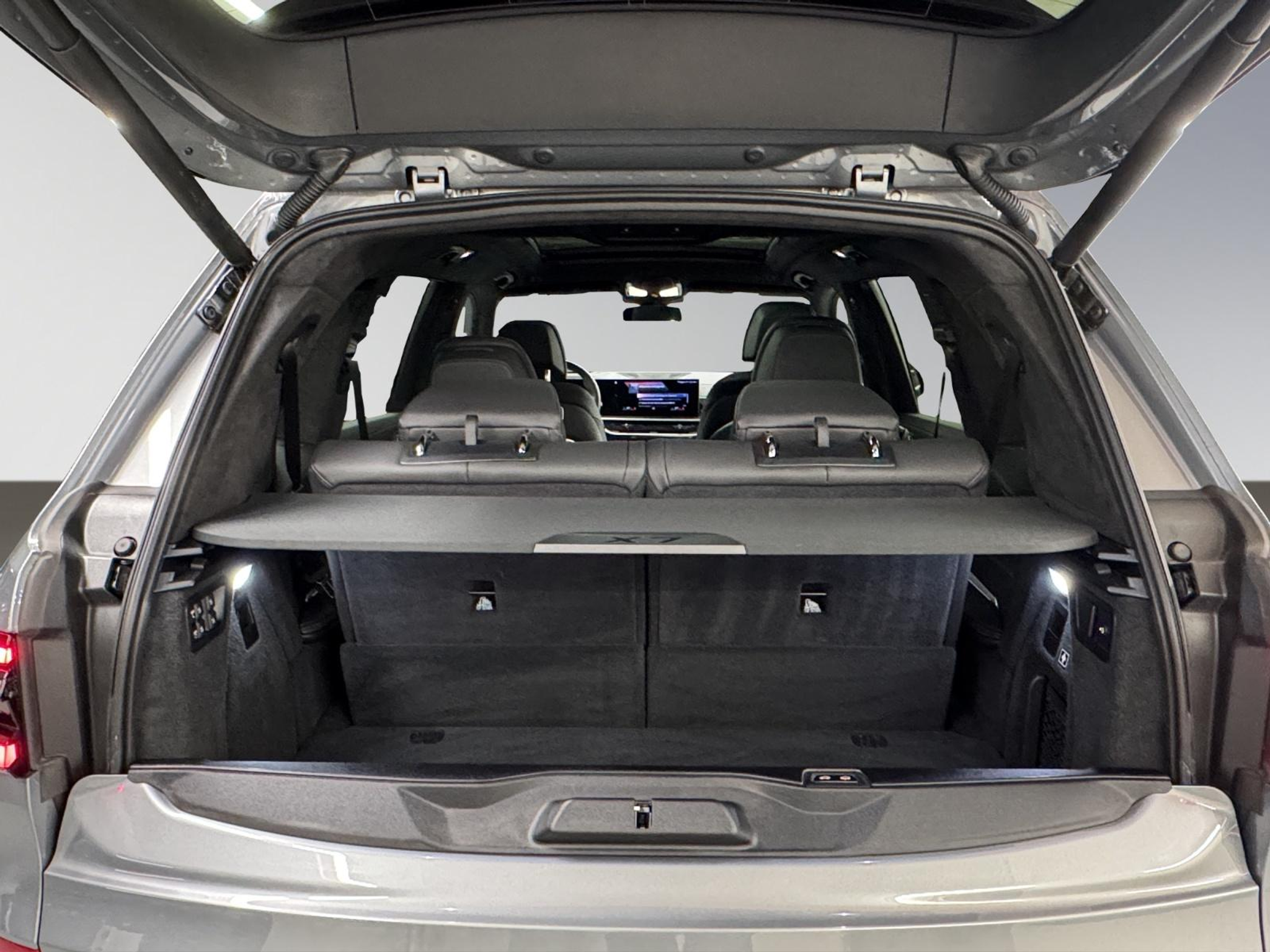 listing desktop thumbnail image 9