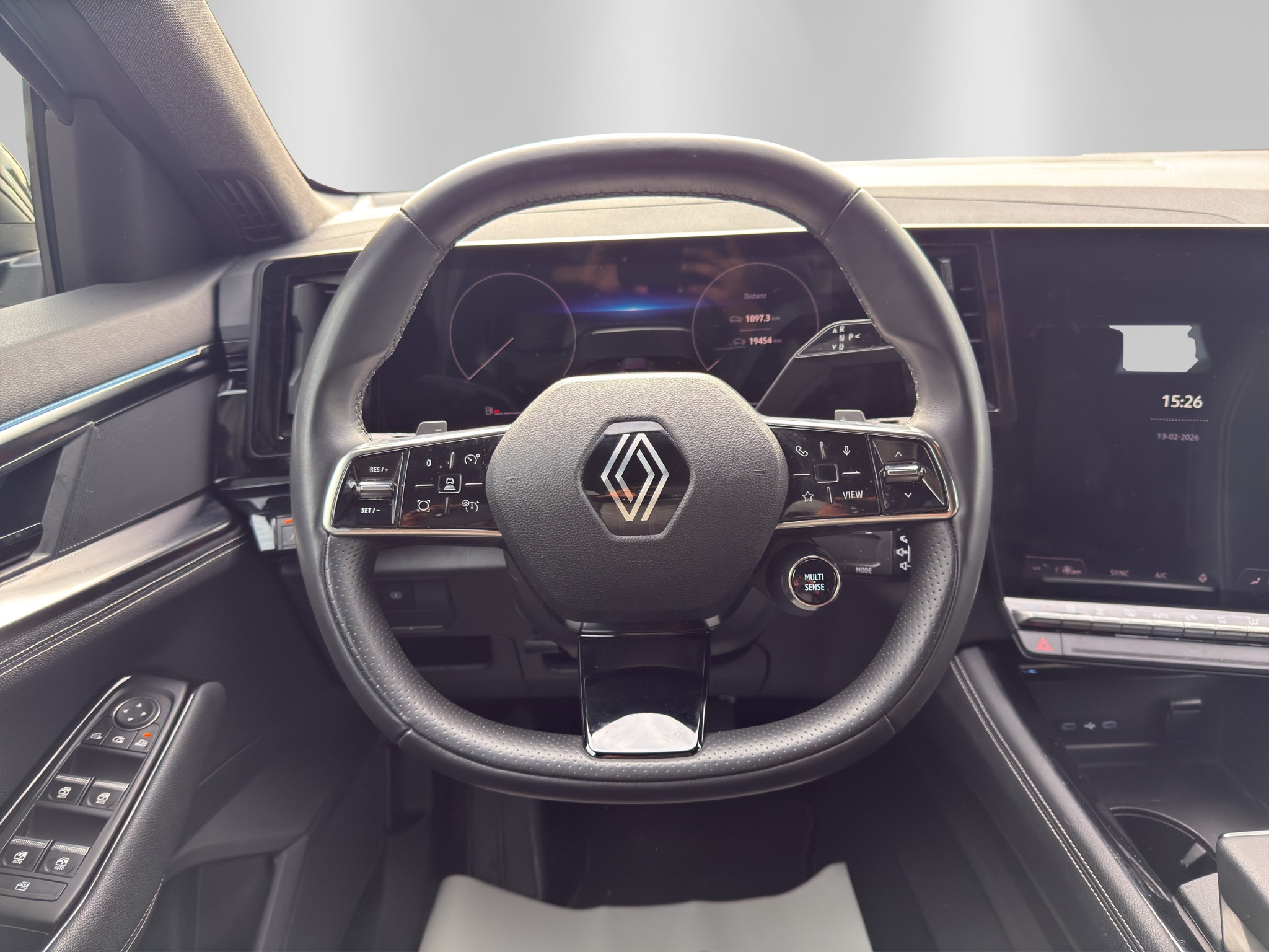 listing desktop thumbnail image 9