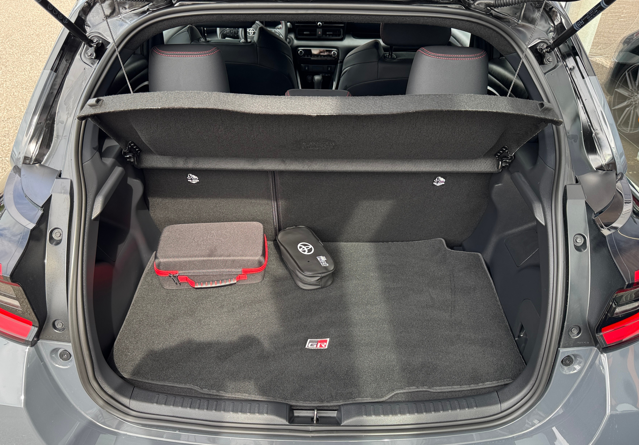 listing desktop thumbnail image 8