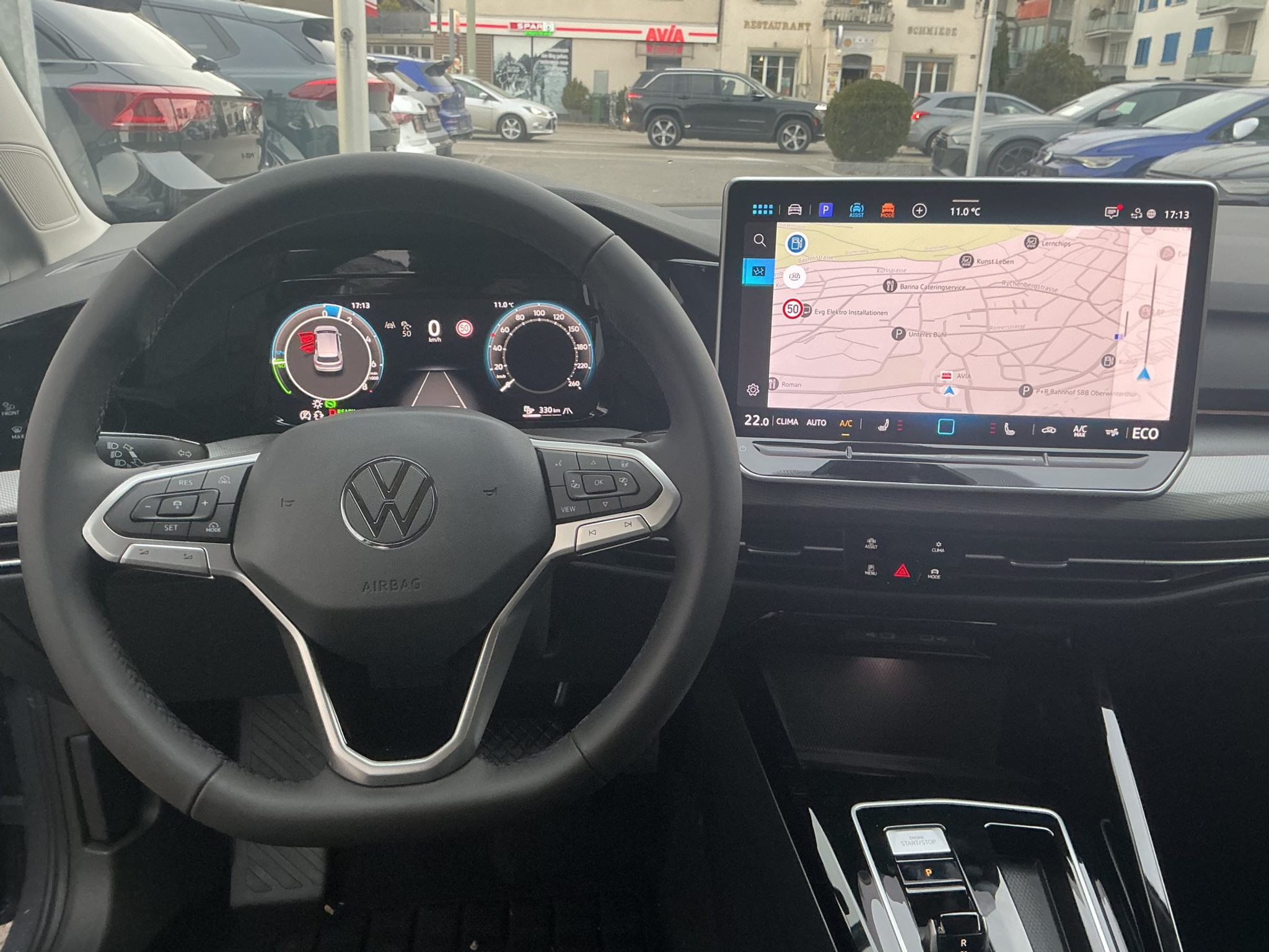 listing desktop thumbnail image 8