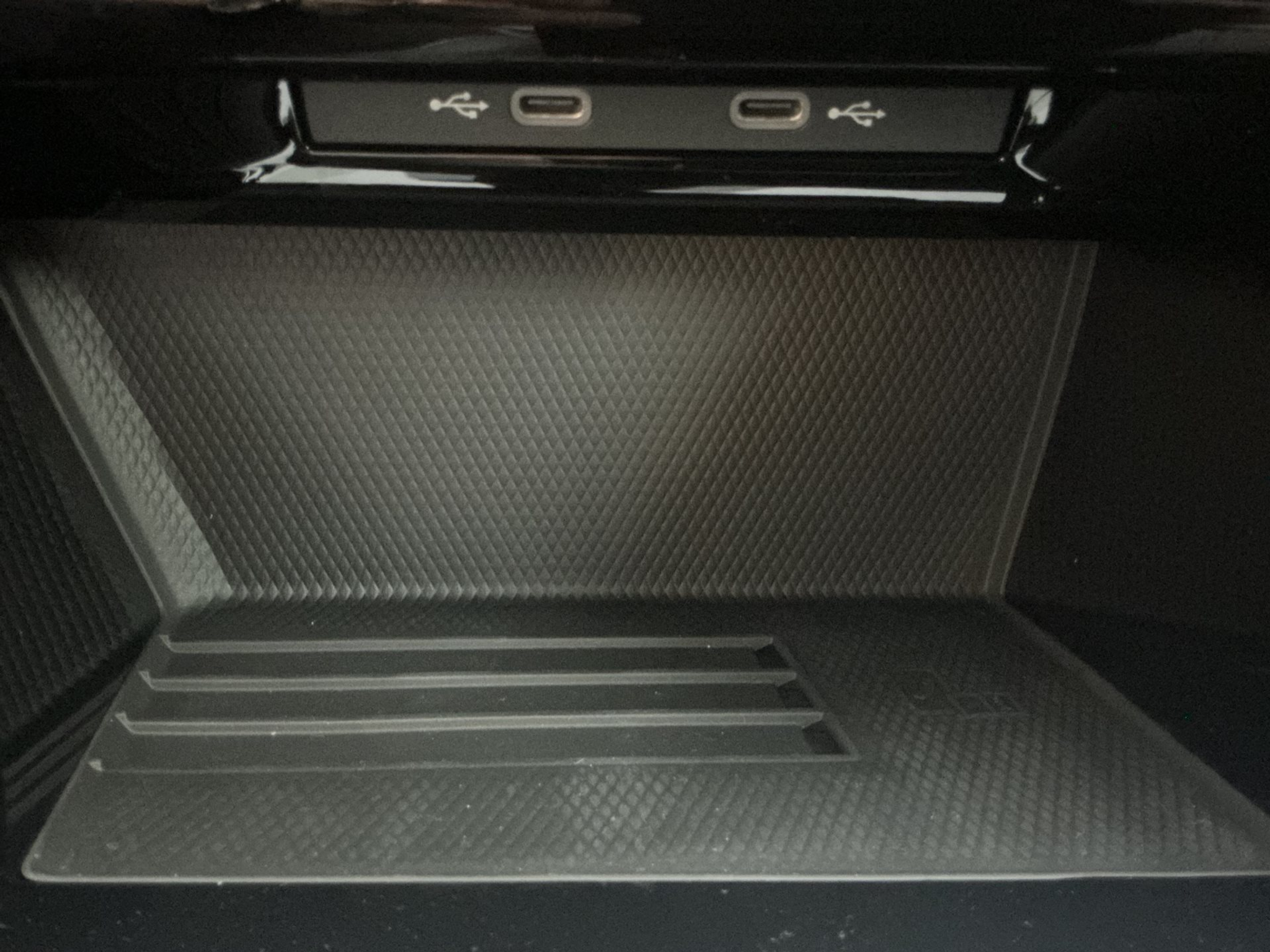 listing desktop thumbnail image 25