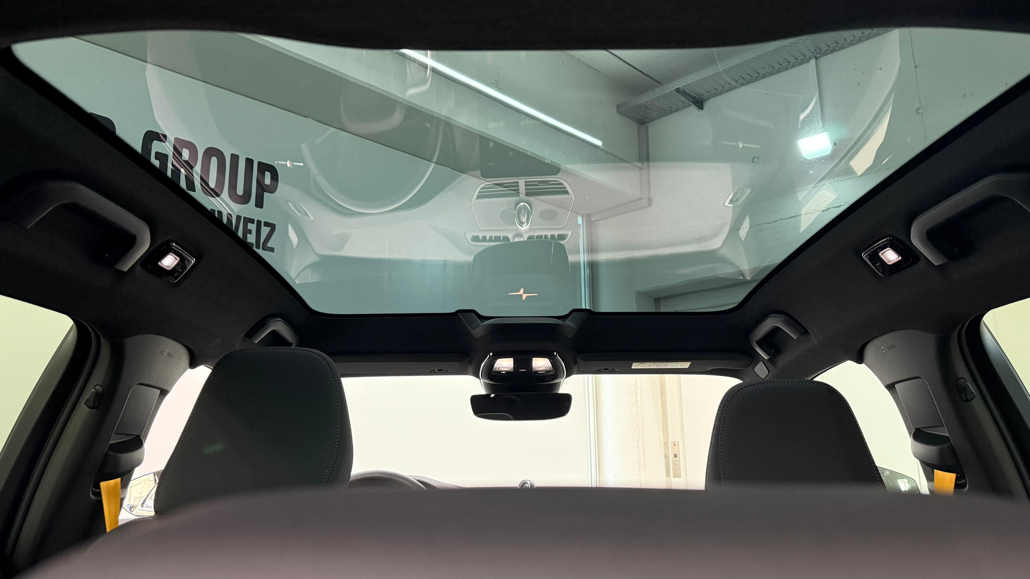 listing desktop thumbnail image 9