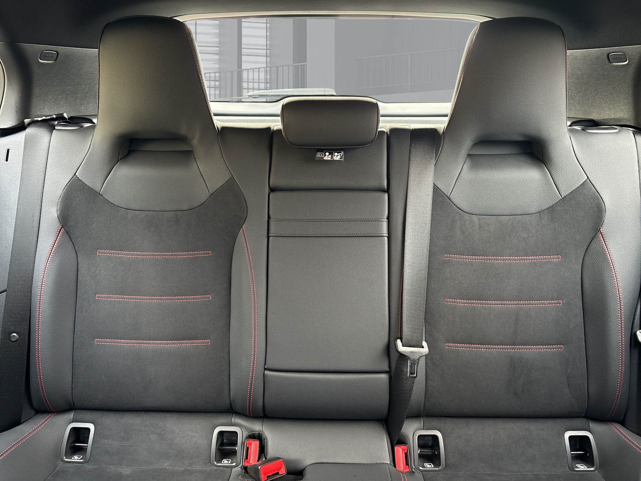 listing desktop thumbnail image 13