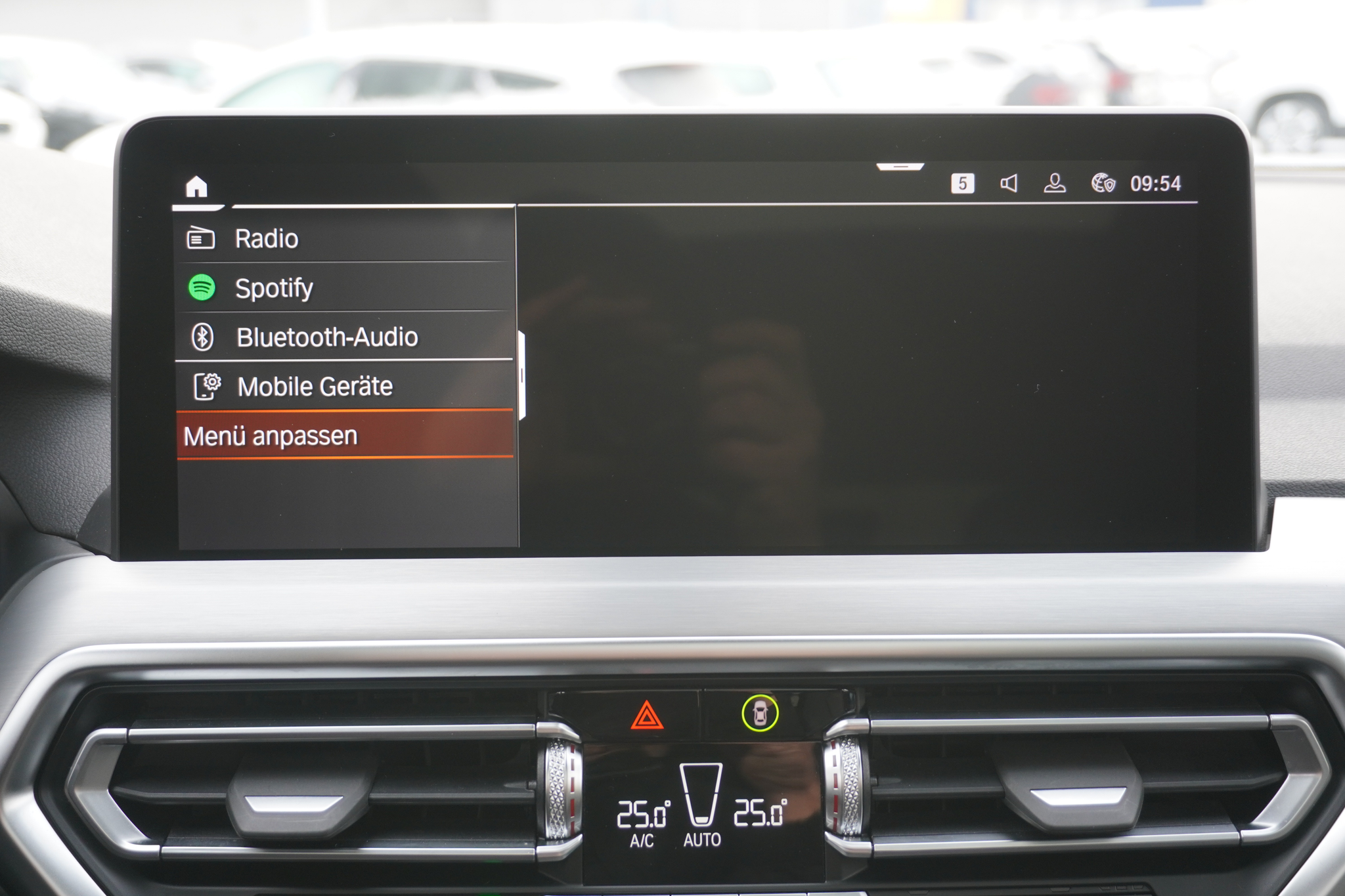 listing desktop thumbnail image 25