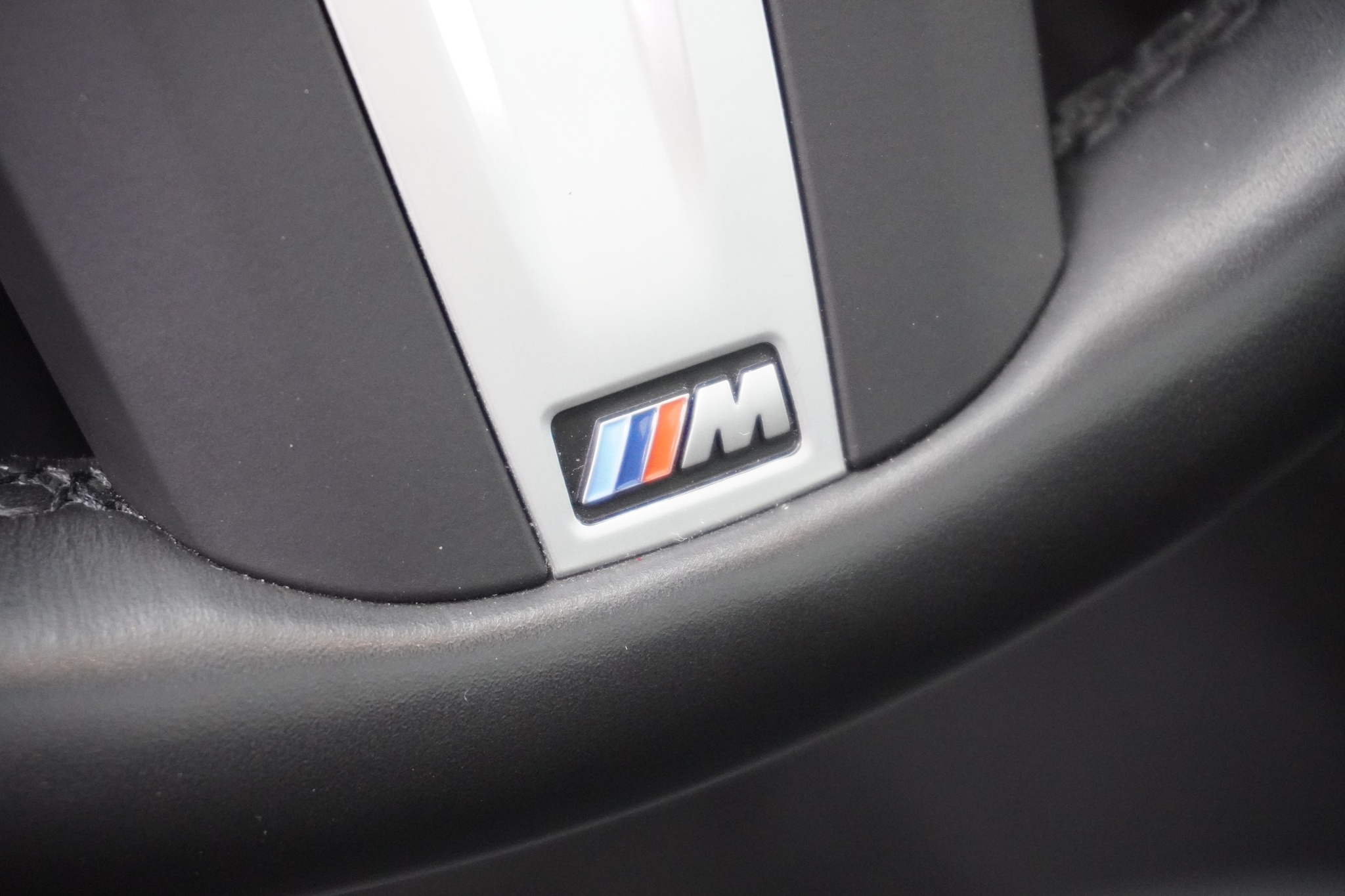 listing desktop thumbnail image 31