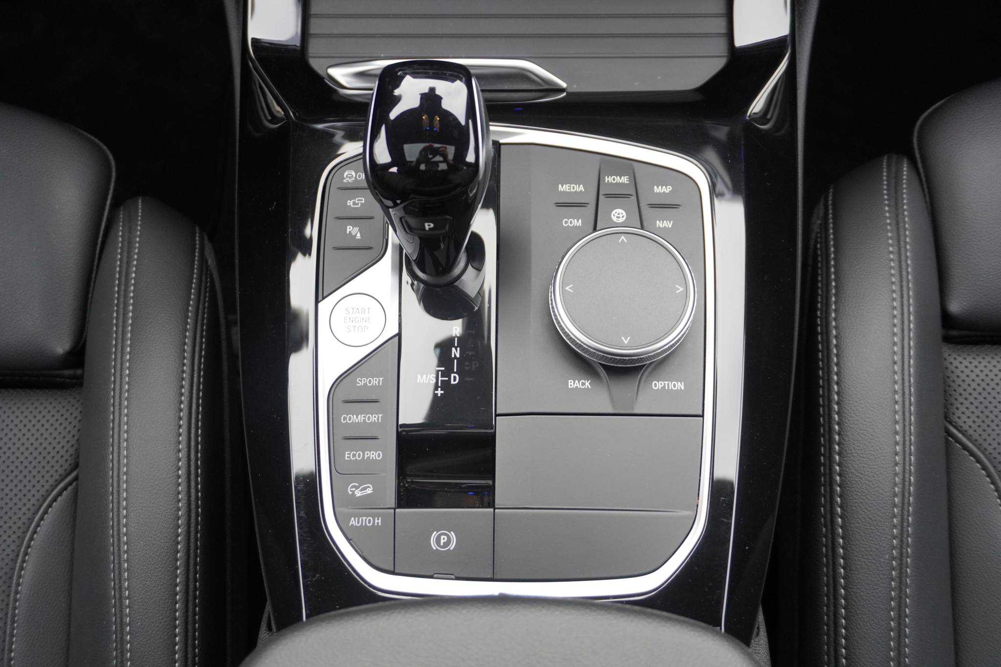 listing desktop thumbnail image 15