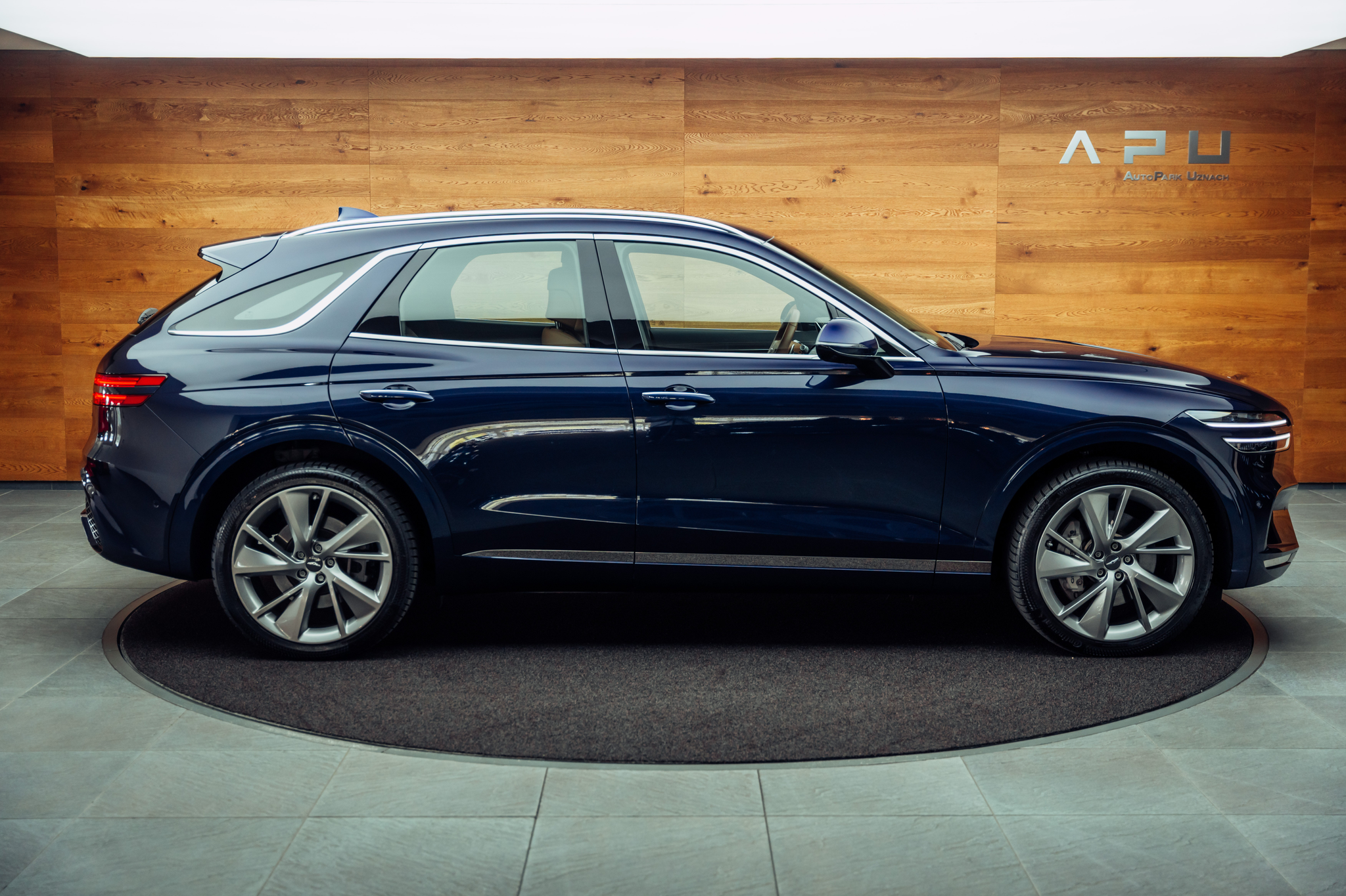 listing desktop thumbnail image 9