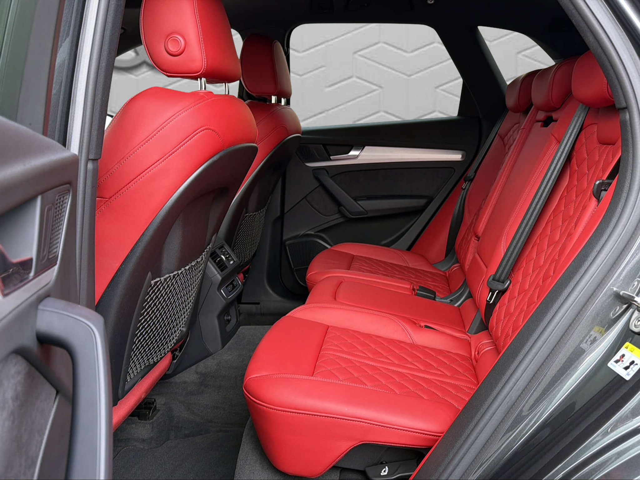 listing desktop thumbnail image 15