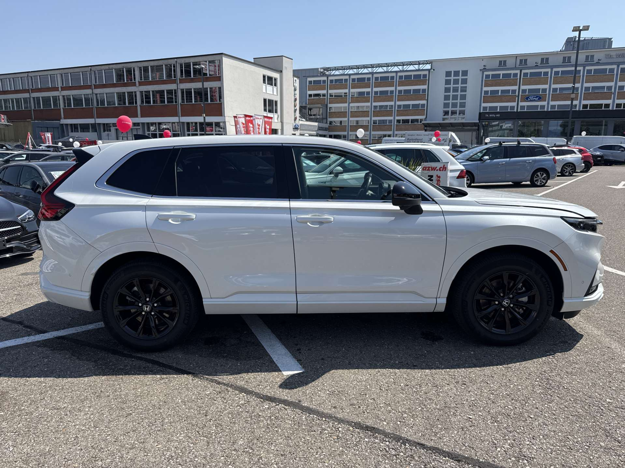 listing desktop thumbnail image 10