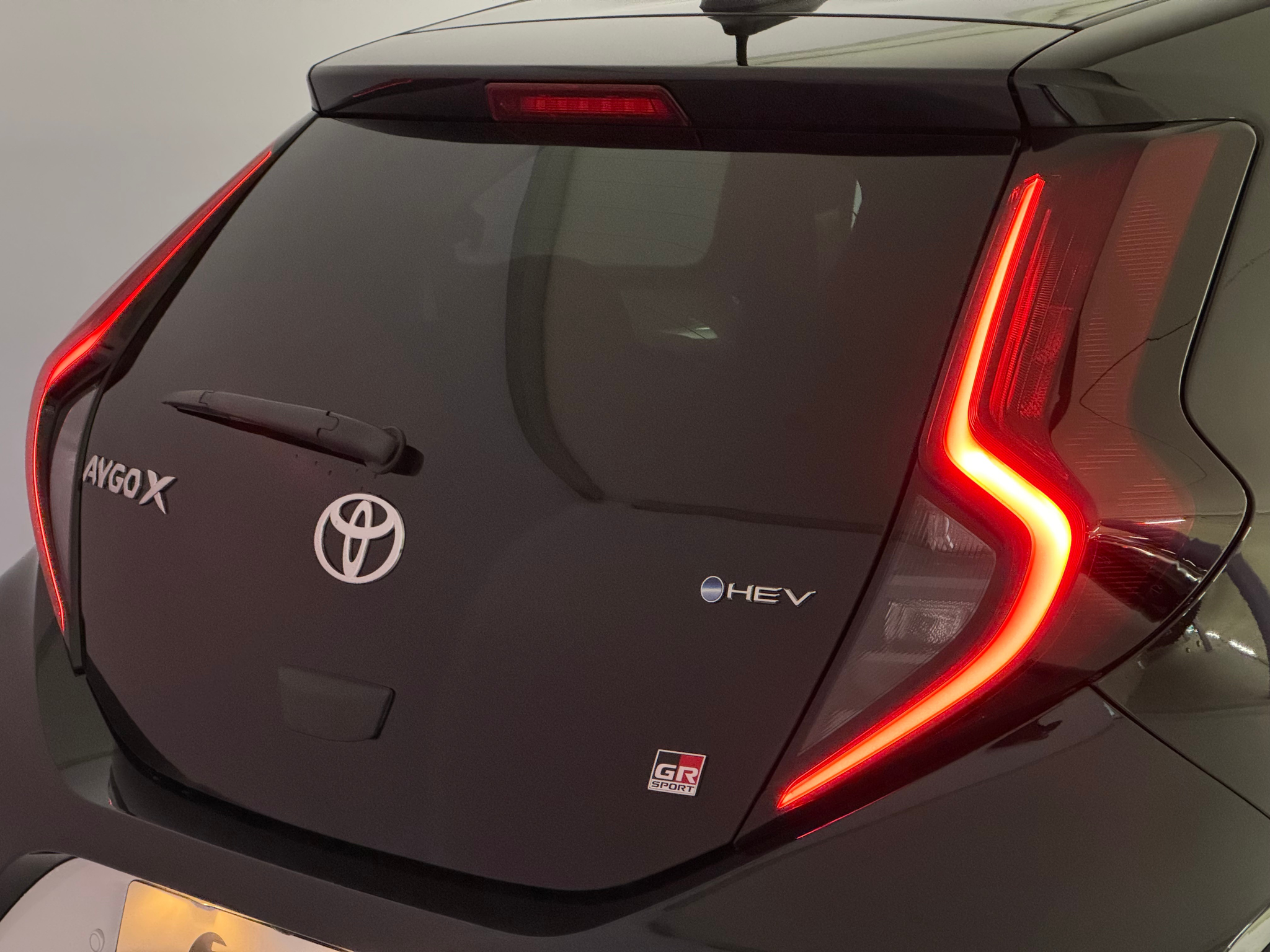 listing desktop thumbnail image 14