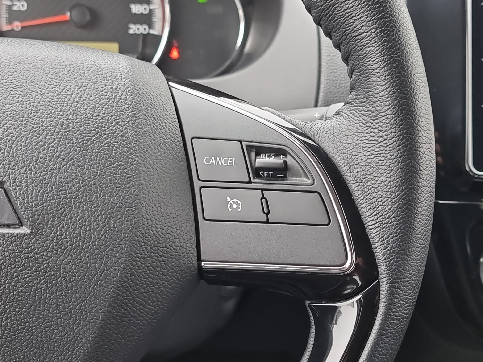 listing desktop thumbnail image 10