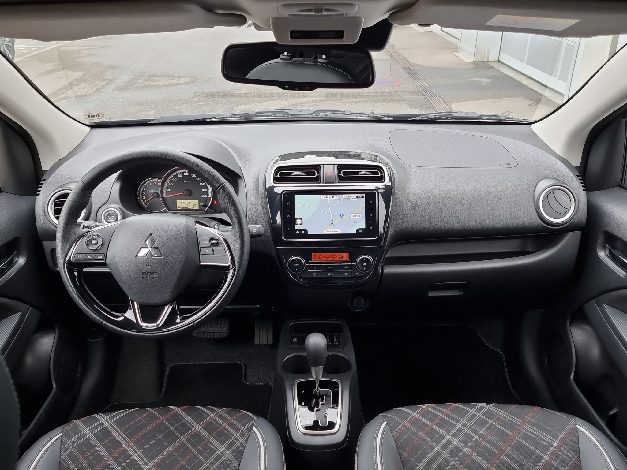 listing desktop thumbnail image 5