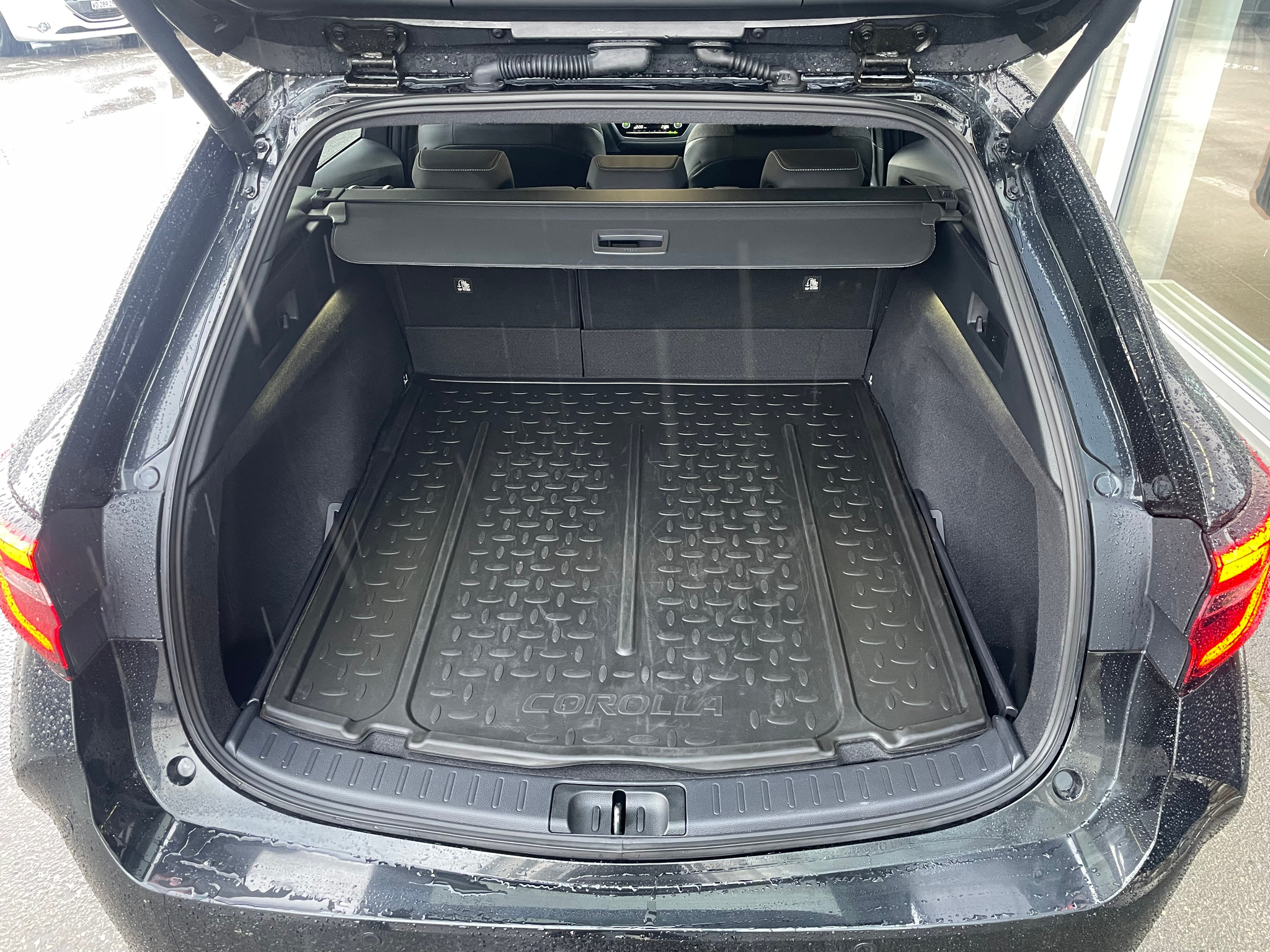 listing desktop thumbnail image 9