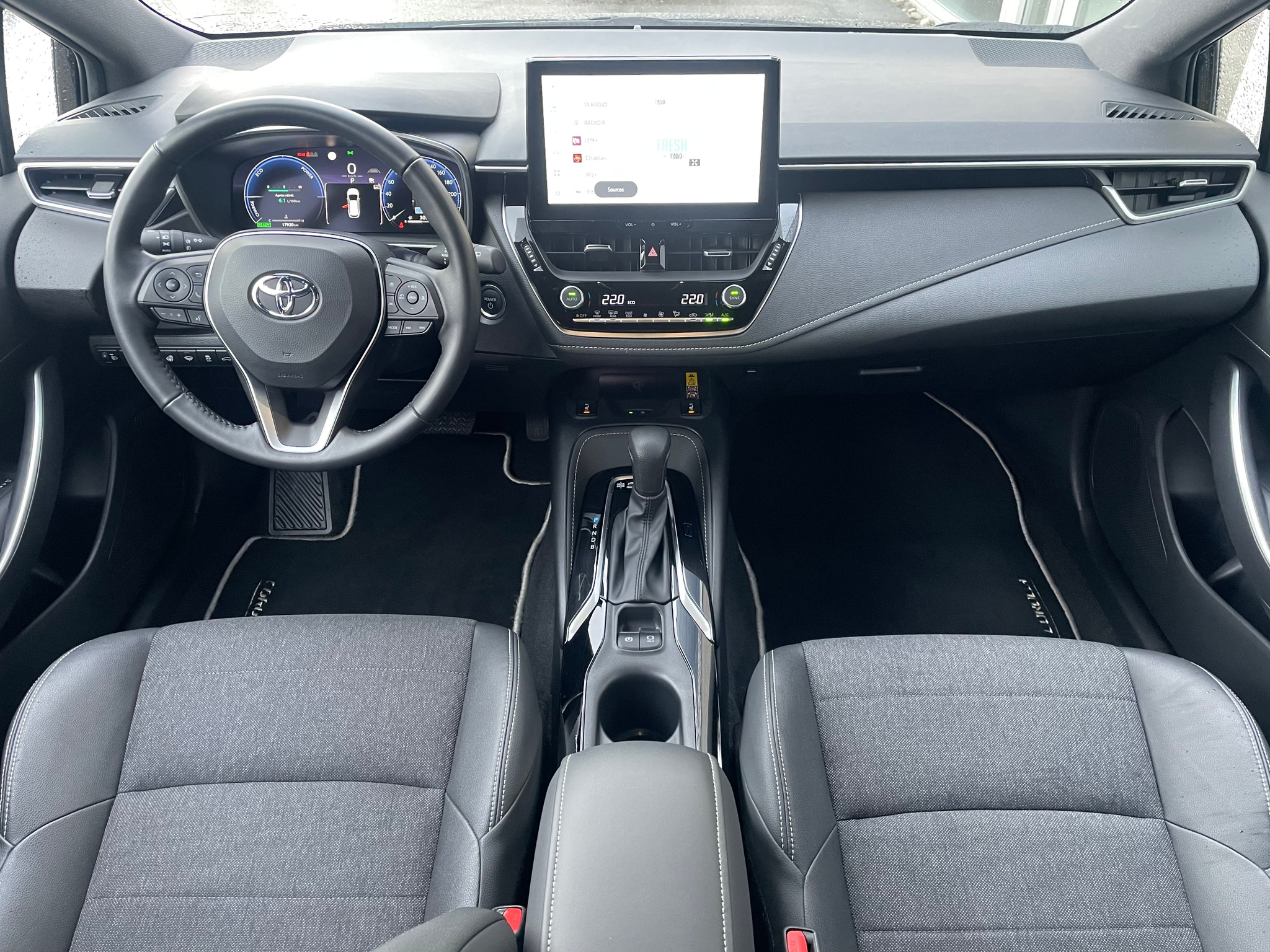 listing desktop thumbnail image 11