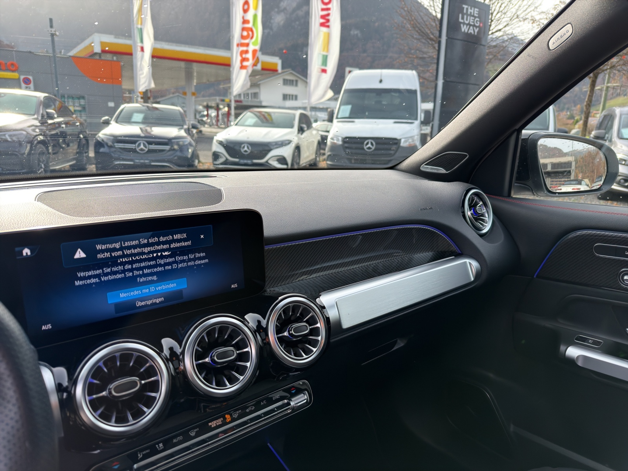 listing desktop thumbnail image 11