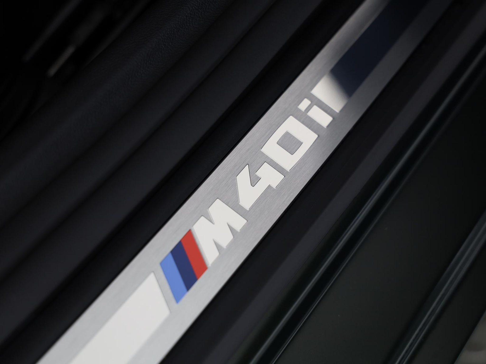 listing desktop thumbnail image 13