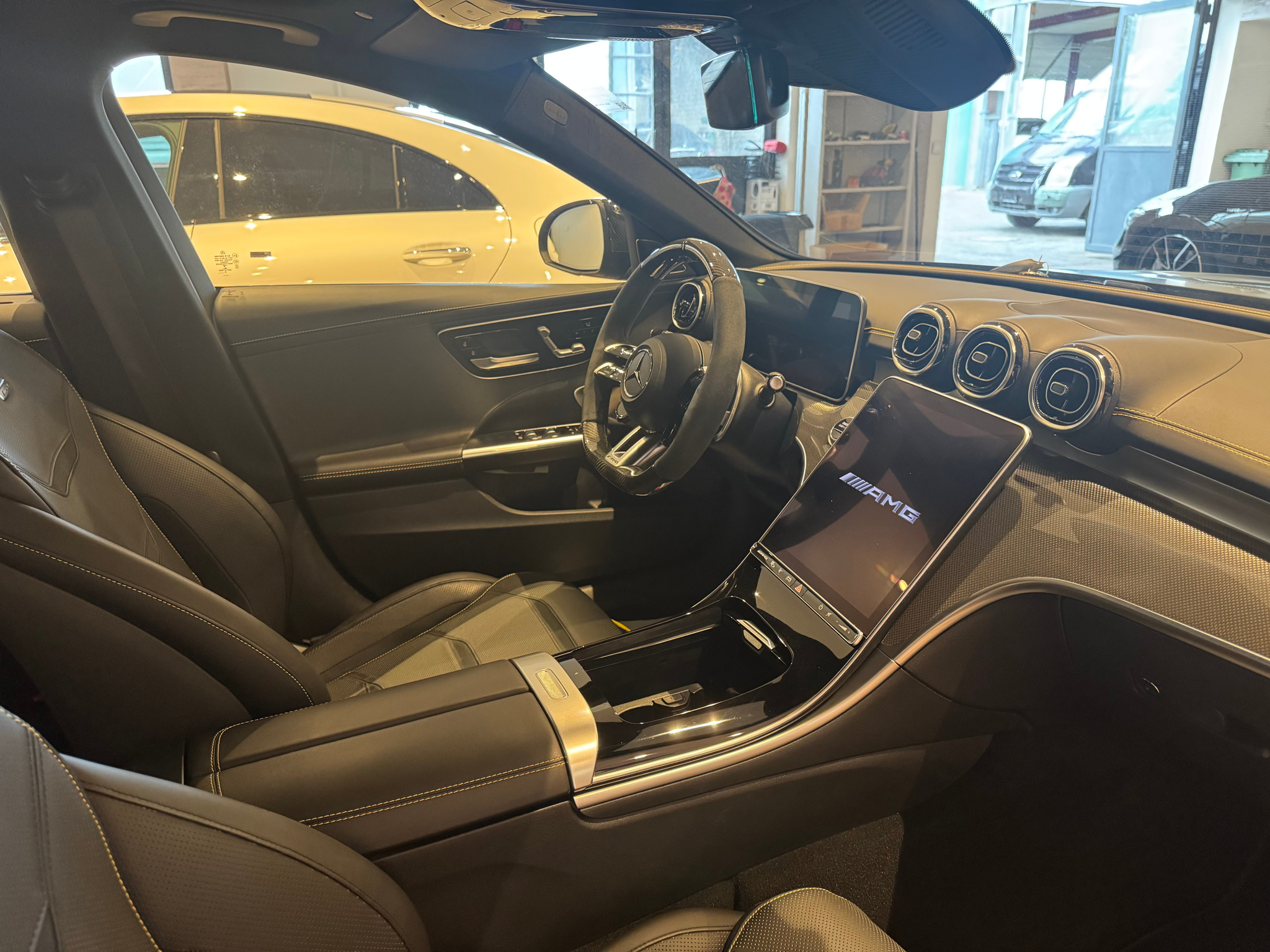 listing desktop thumbnail image 6