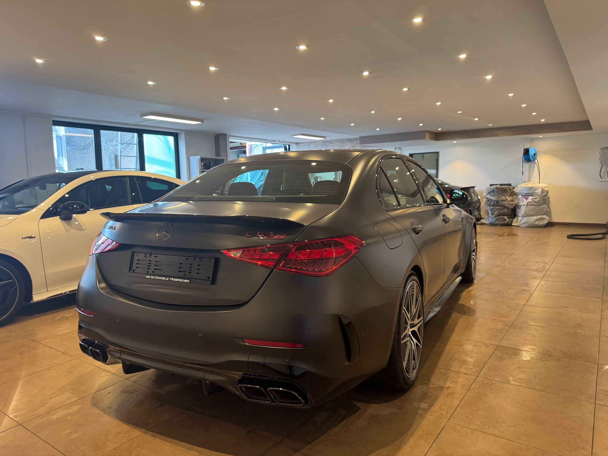 listing desktop thumbnail image 3