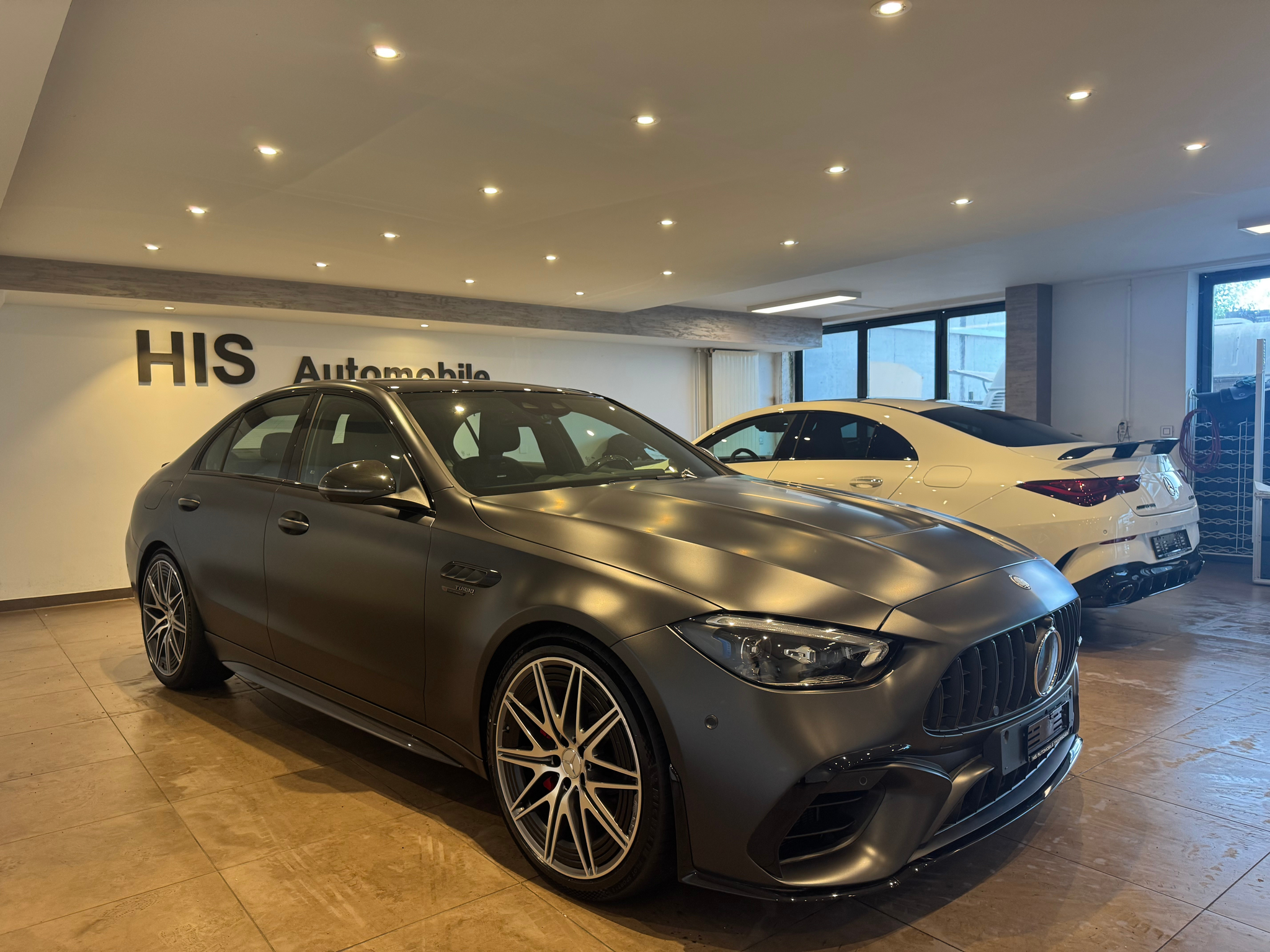 listing desktop thumbnail image 4