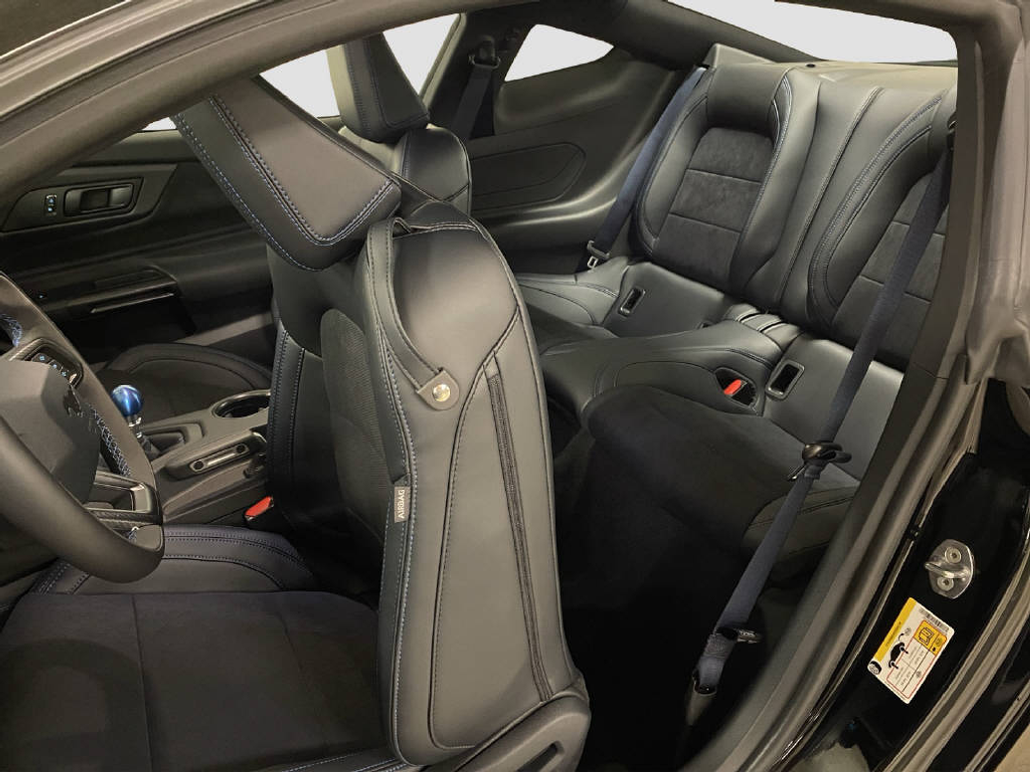 listing desktop thumbnail image 10