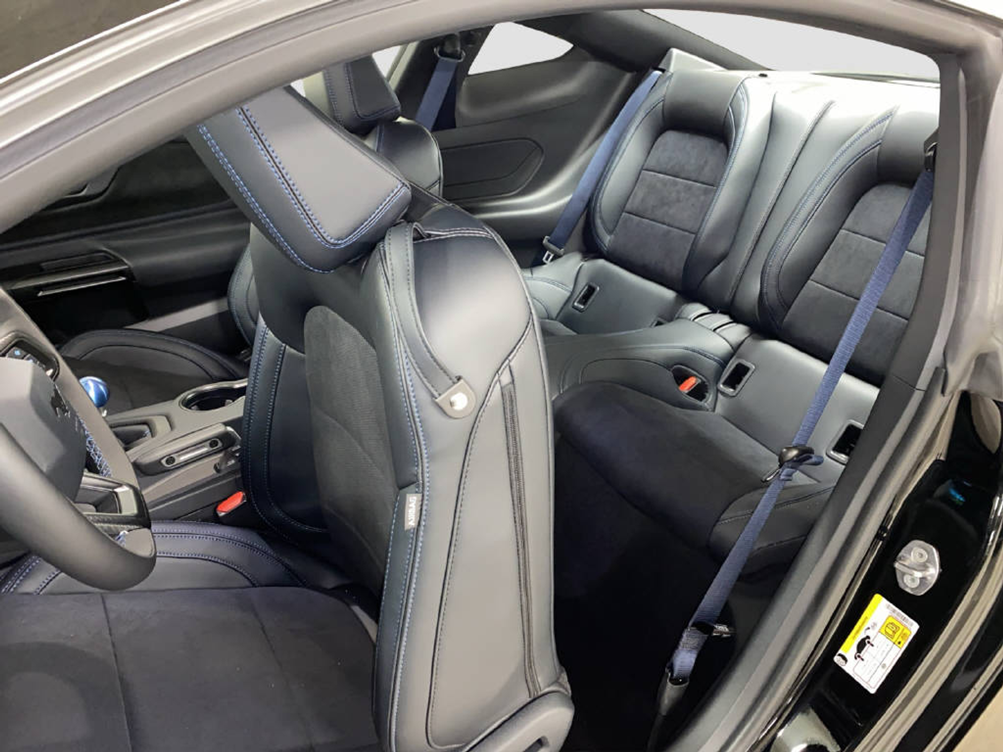 listing desktop thumbnail image 12