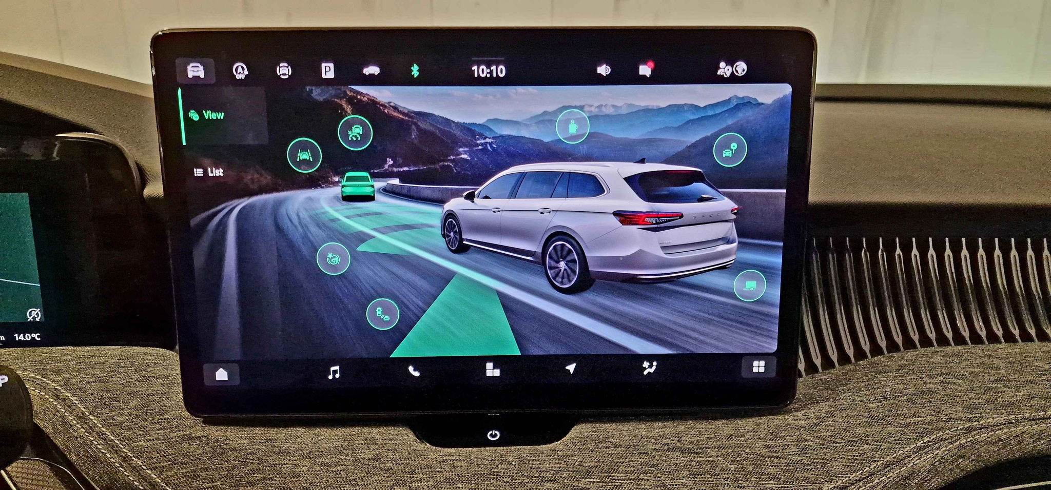 listing desktop thumbnail image 10