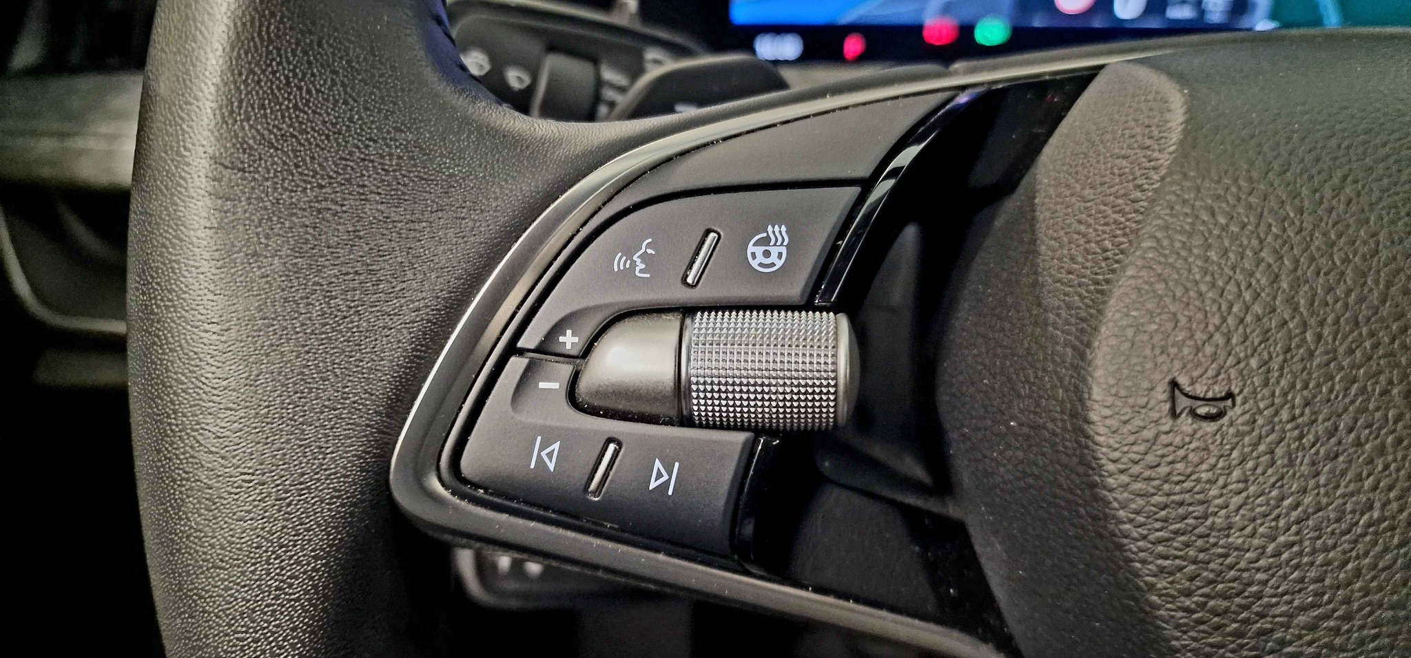 listing desktop thumbnail image 7