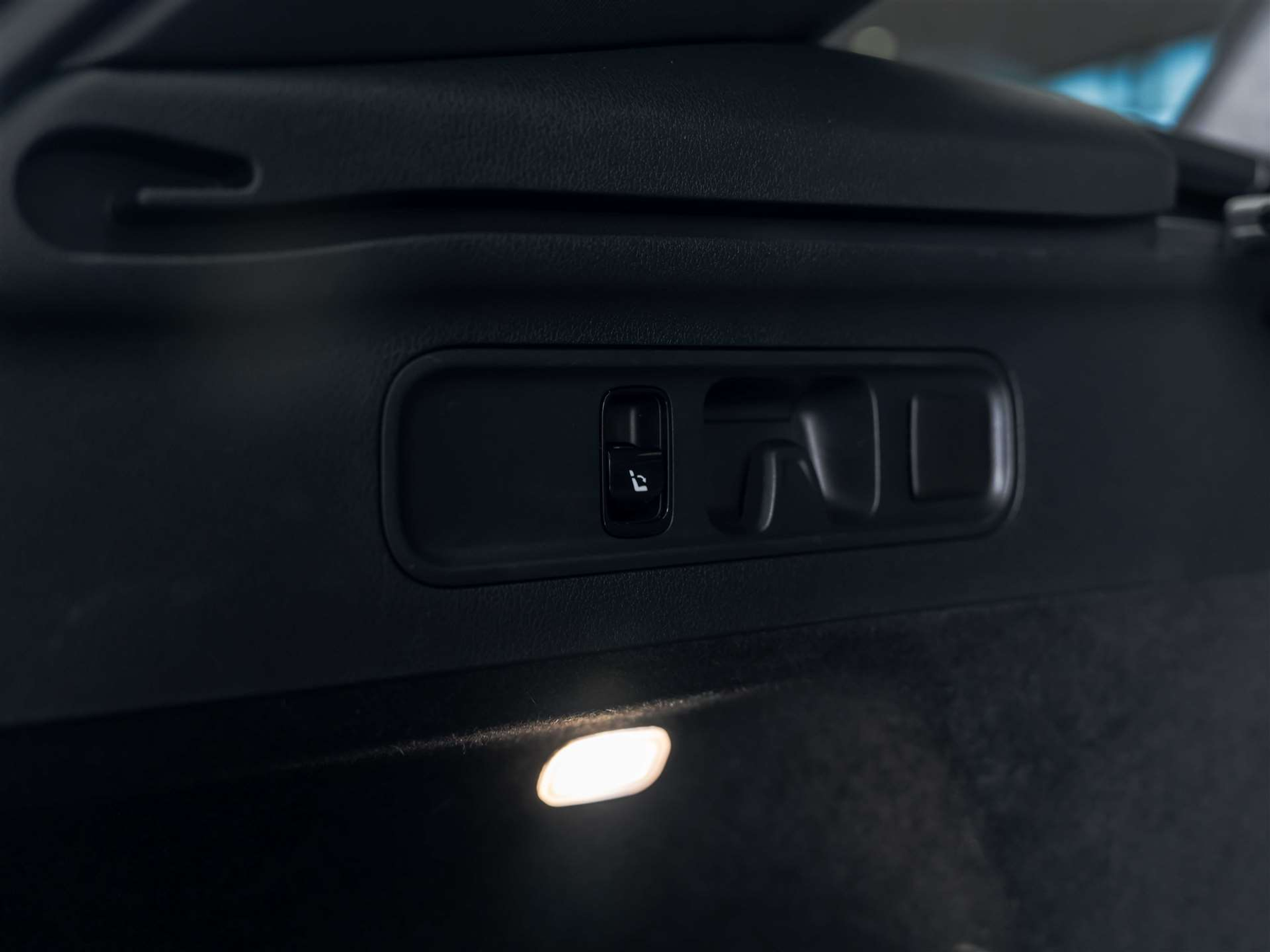 listing desktop thumbnail image 55