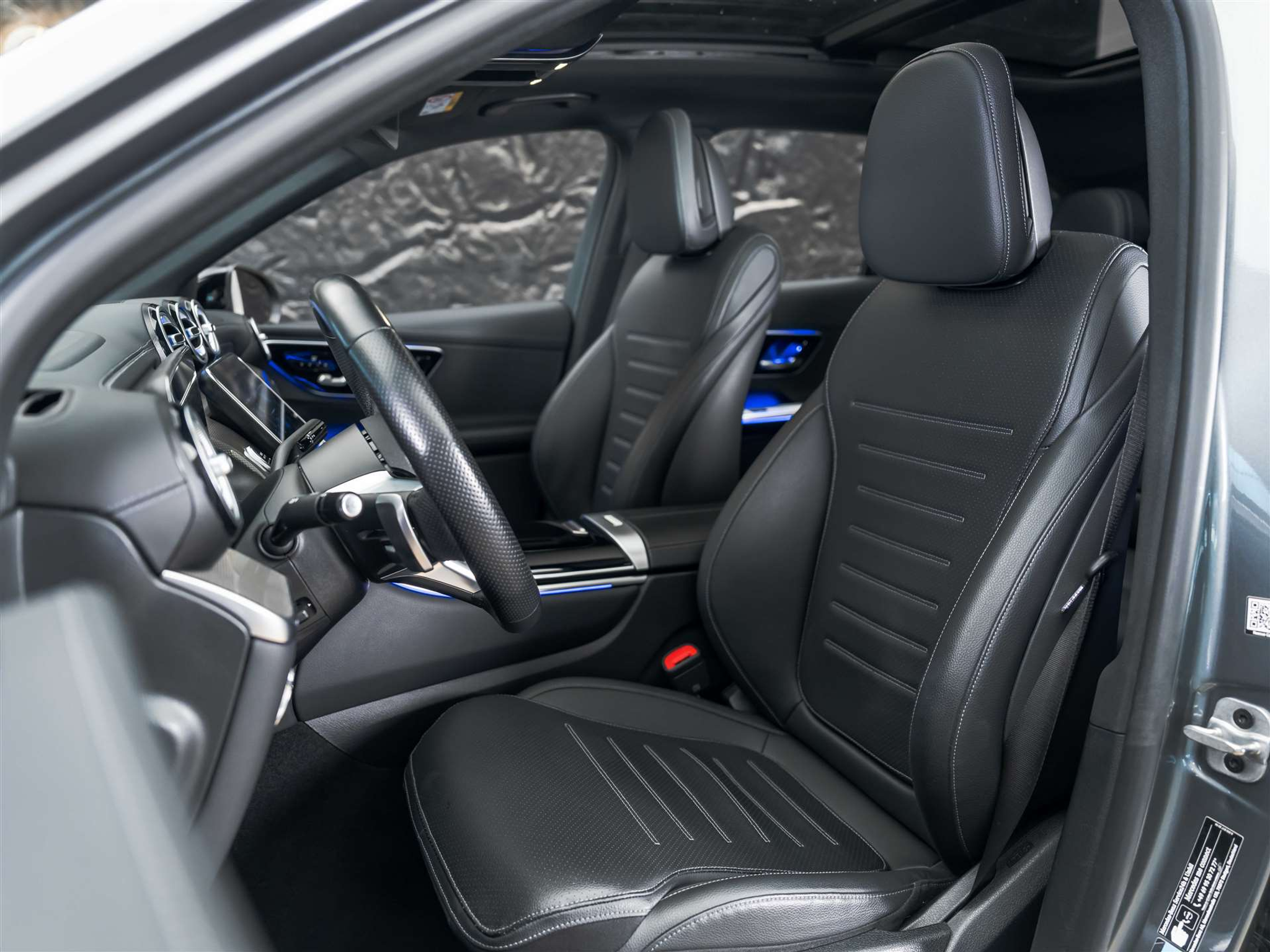 listing desktop thumbnail image 9