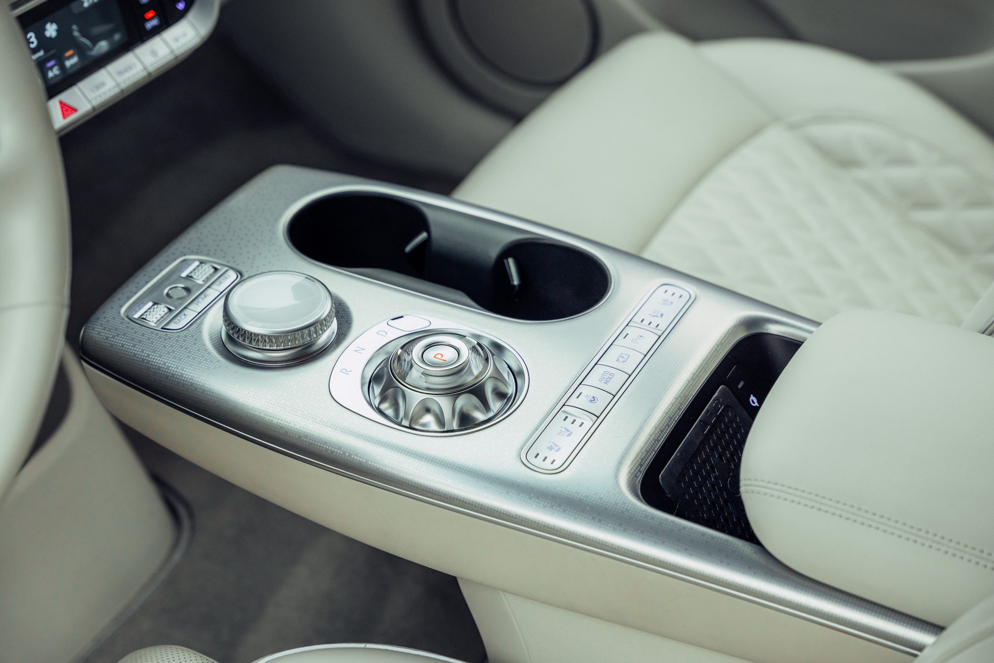 listing desktop thumbnail image 11