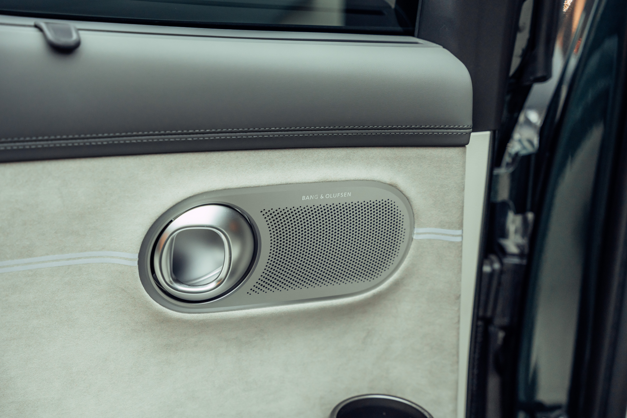 listing desktop thumbnail image 13