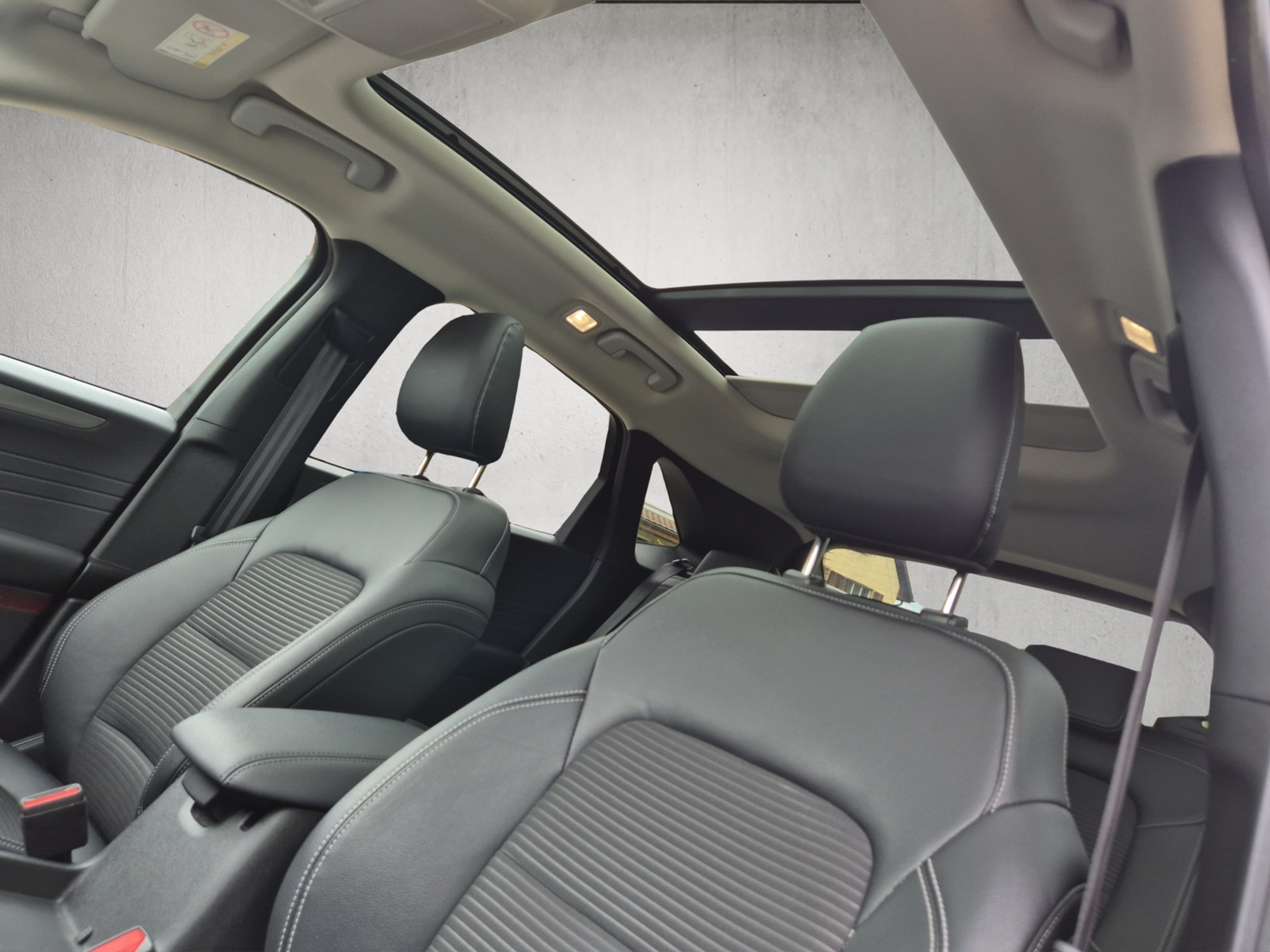 listing desktop thumbnail image 18