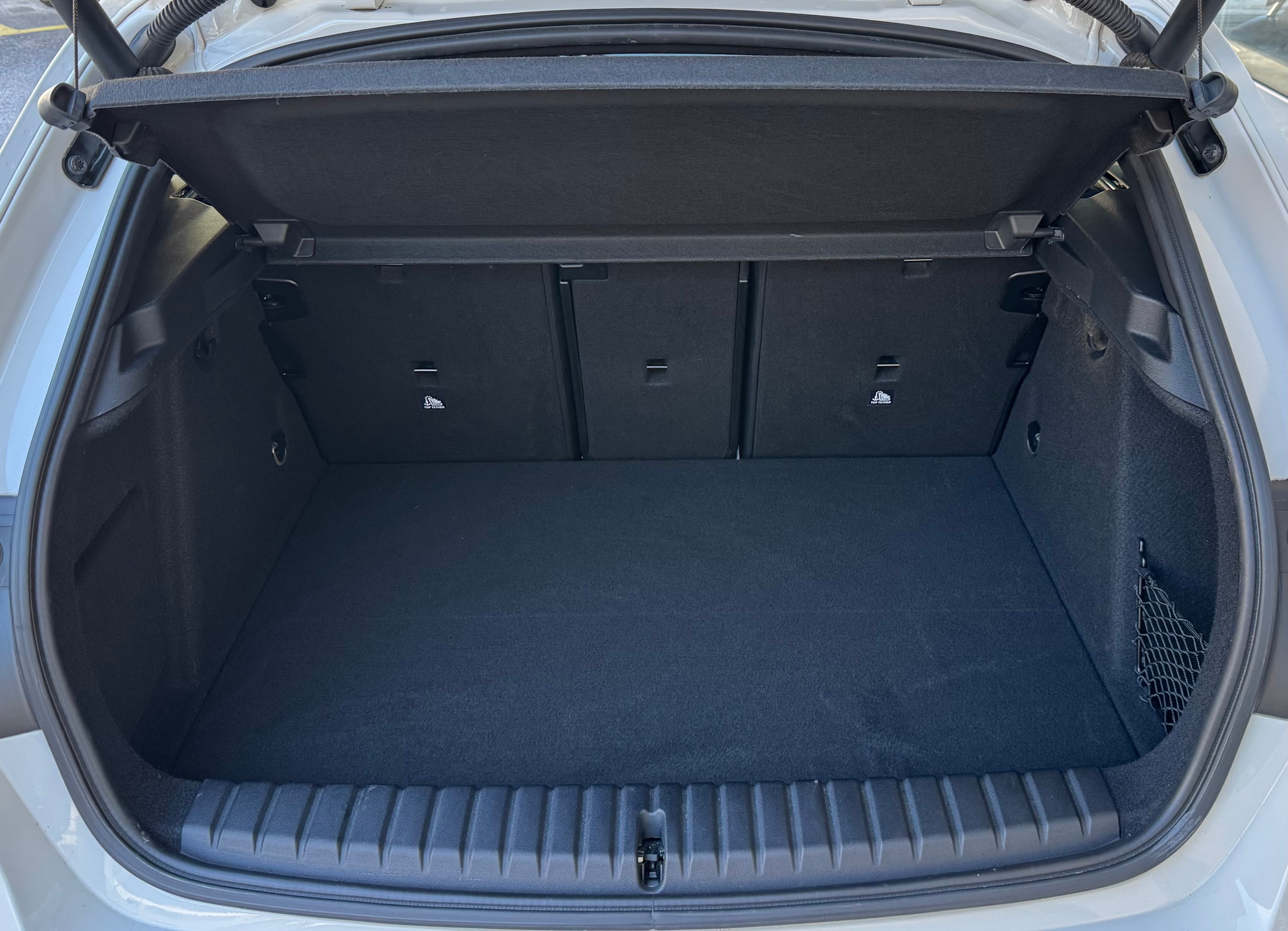 listing desktop thumbnail image 11