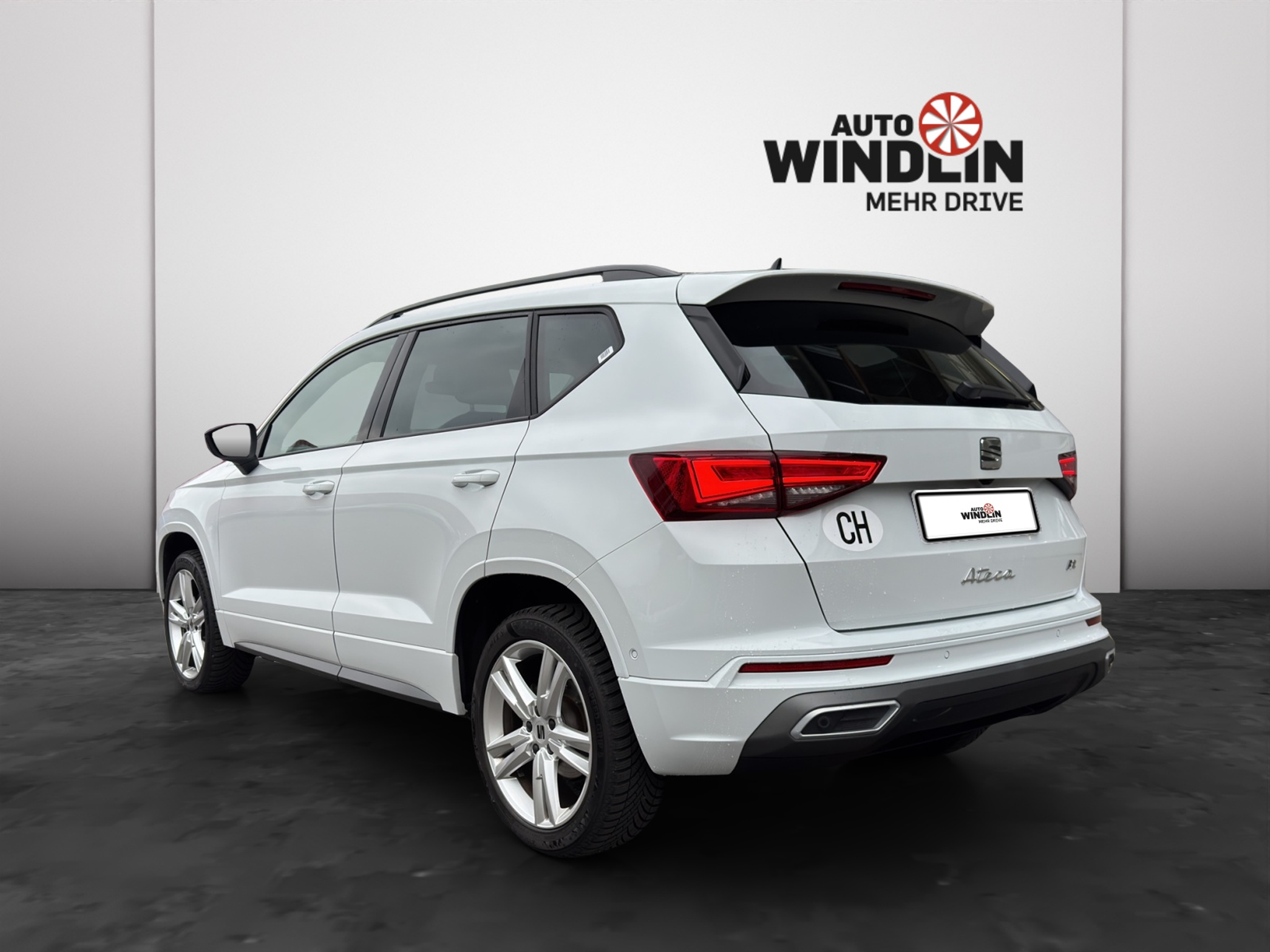 listing desktop thumbnail image 2