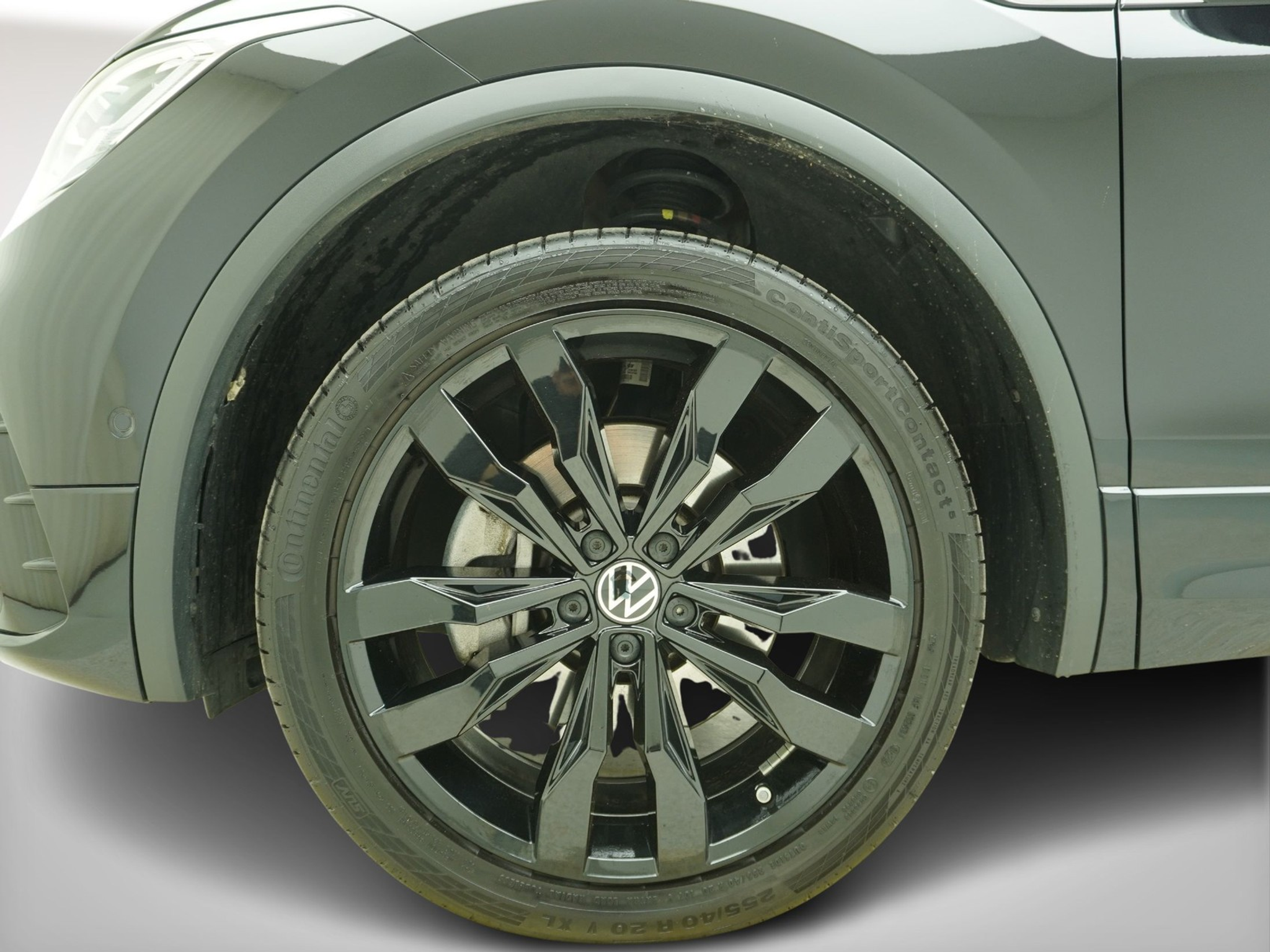 listing desktop thumbnail image 6