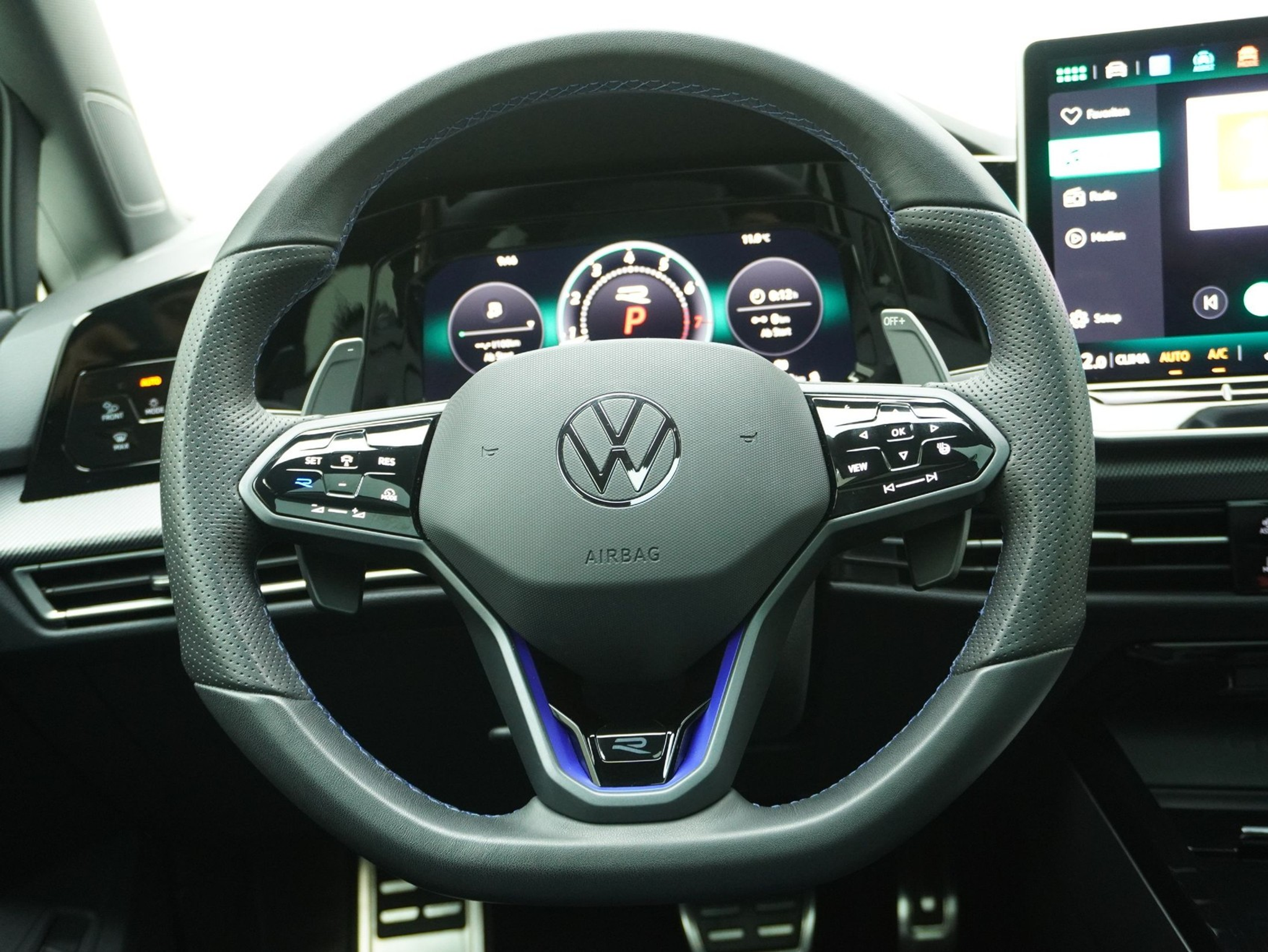 listing desktop thumbnail image 11