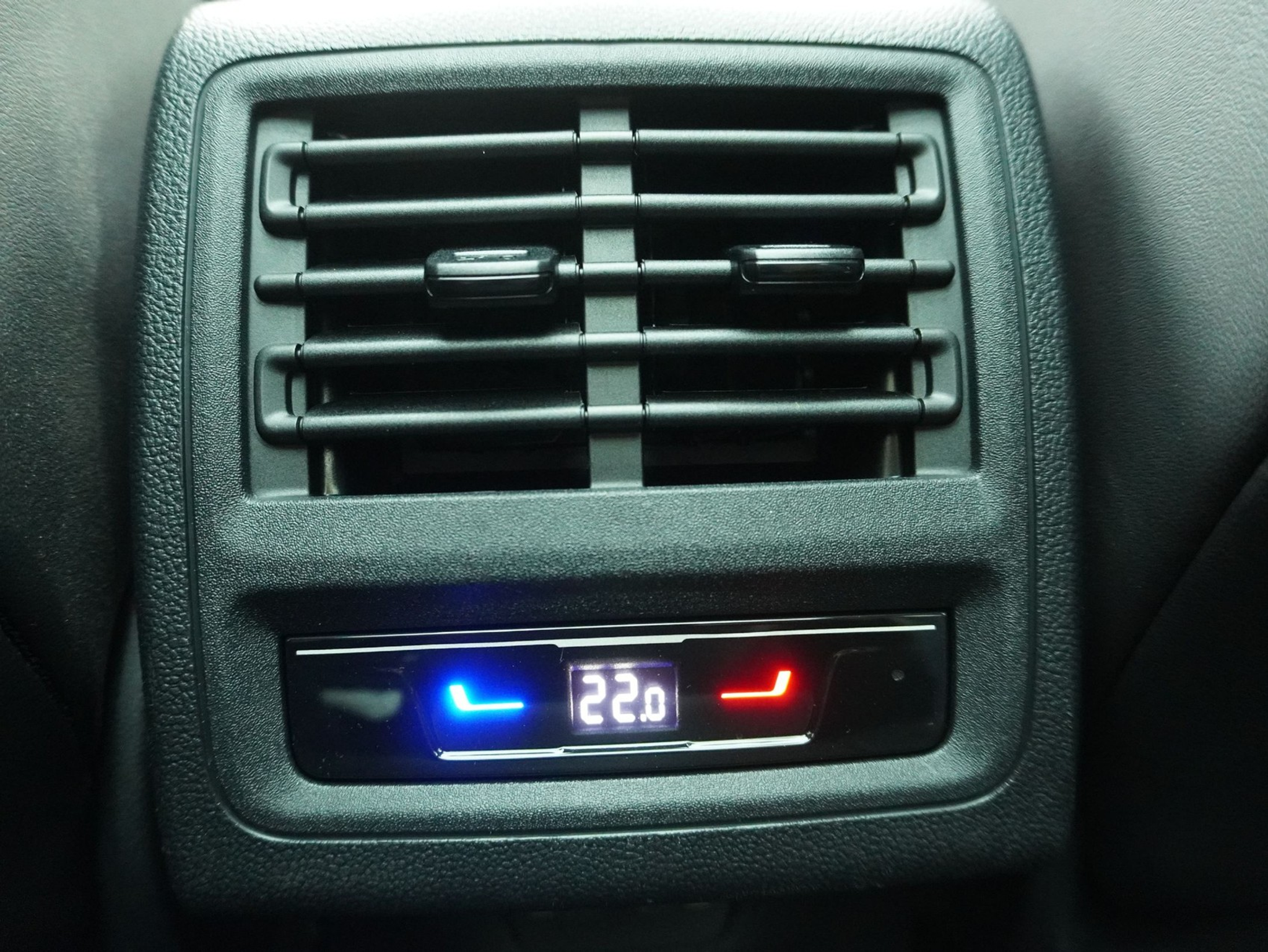 listing desktop thumbnail image 13