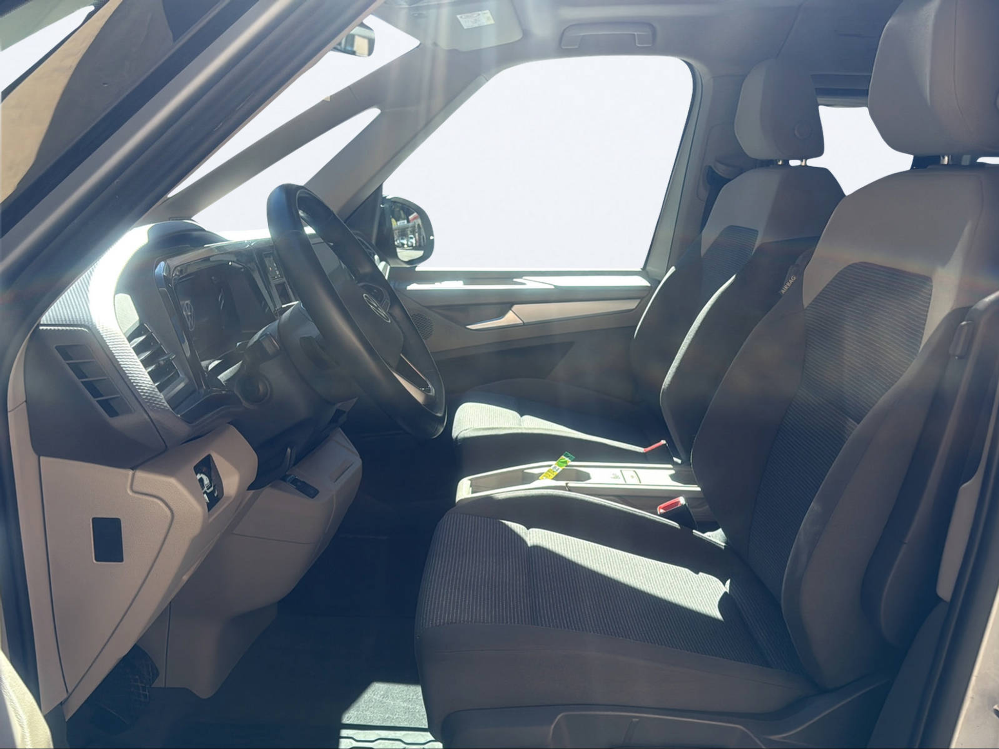 listing desktop thumbnail image 8