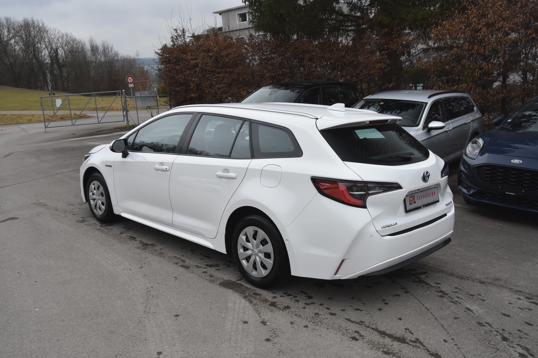 listing desktop thumbnail image 6