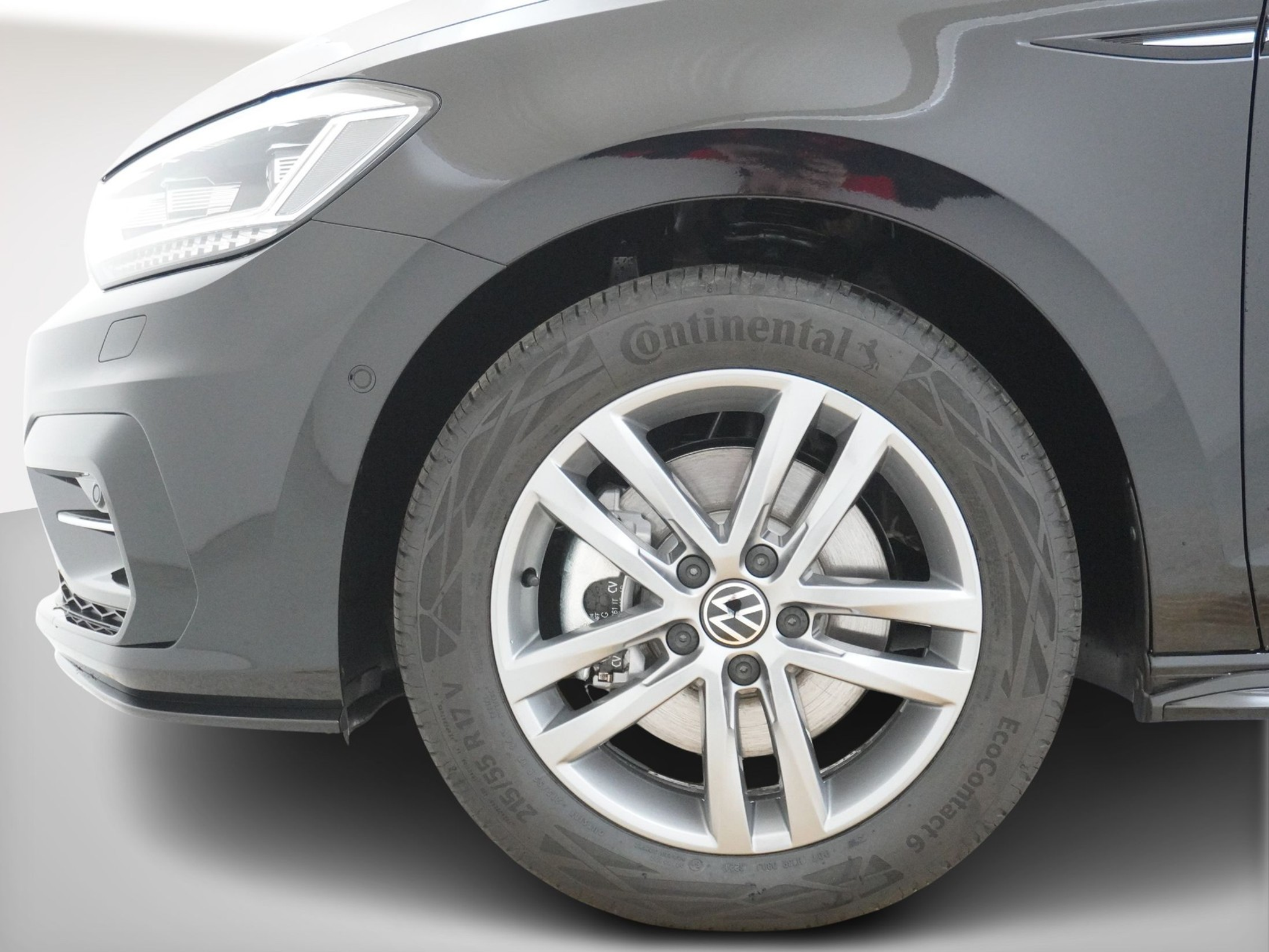 listing desktop thumbnail image 10