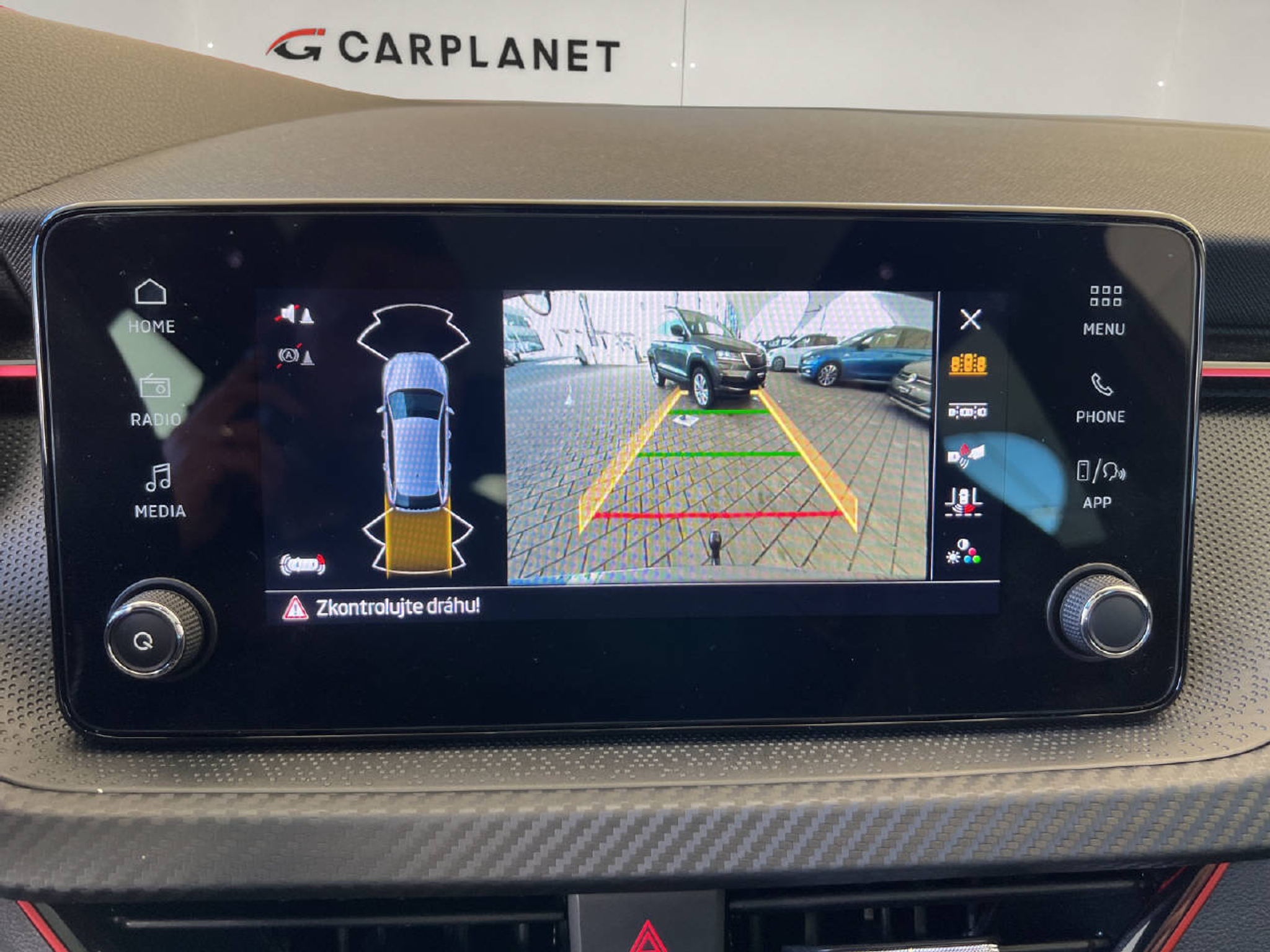 listing desktop thumbnail image 17