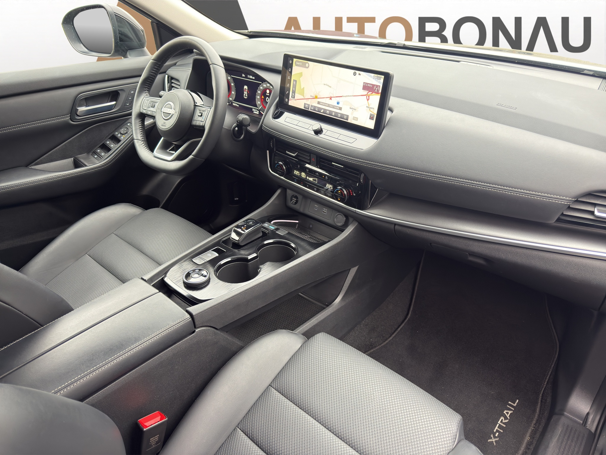 listing desktop thumbnail image 10