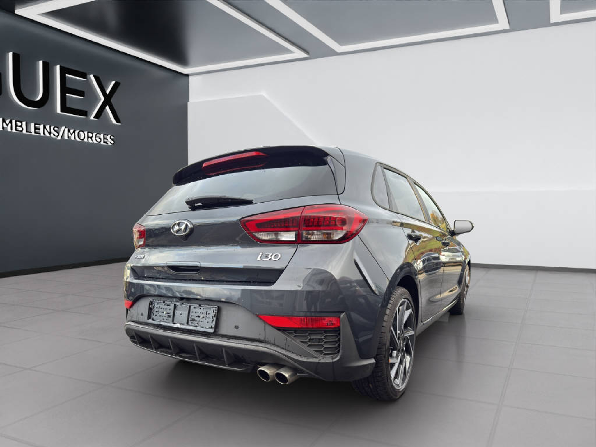 listing desktop thumbnail image 4