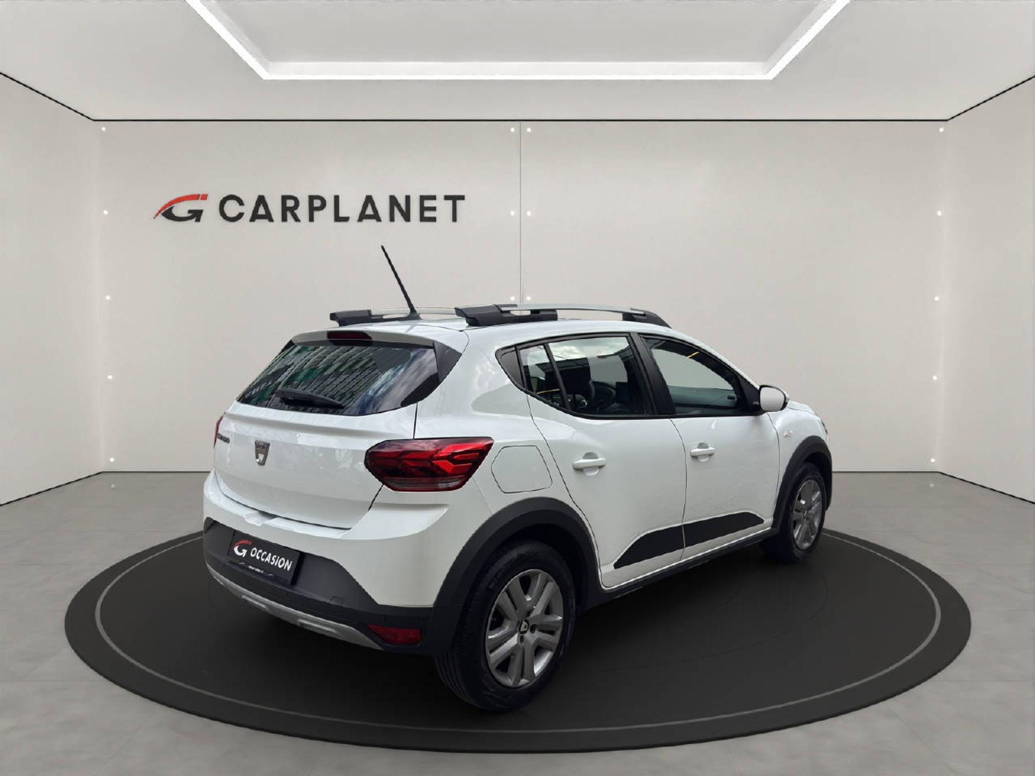 listing desktop thumbnail image 2