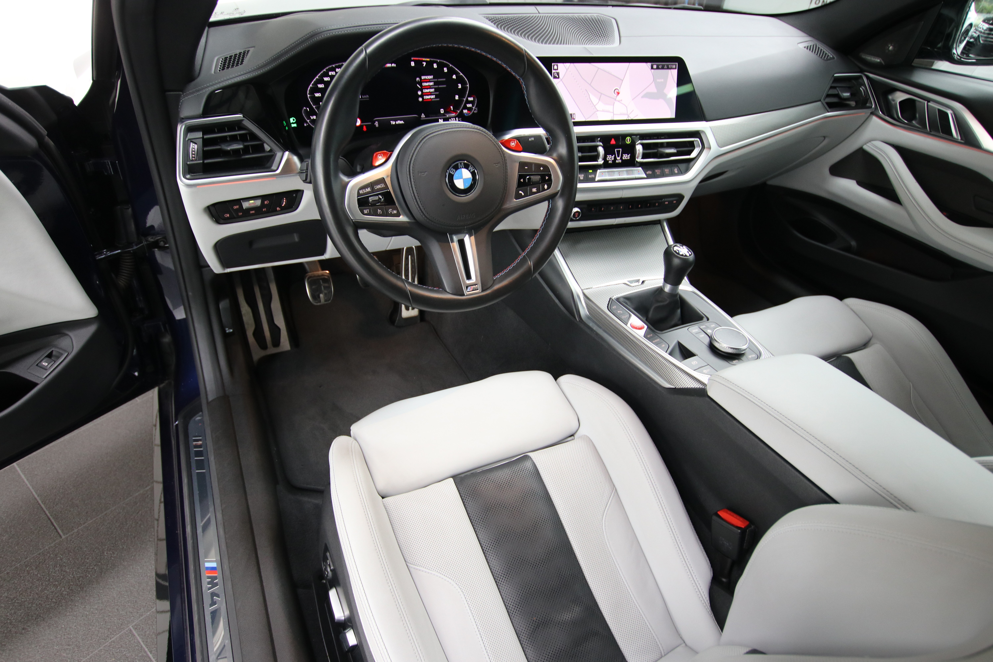 listing desktop thumbnail image 9