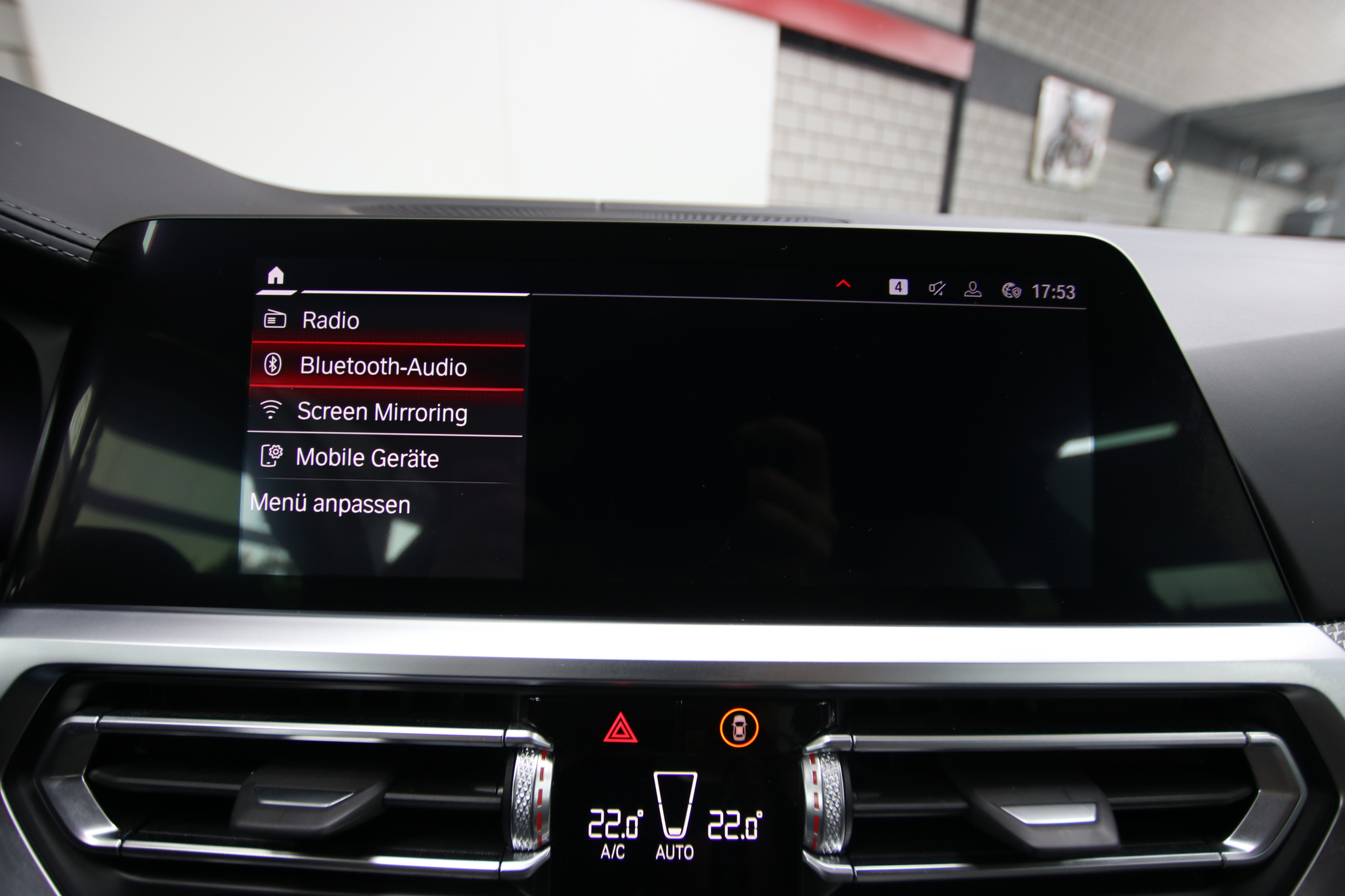 listing desktop thumbnail image 17