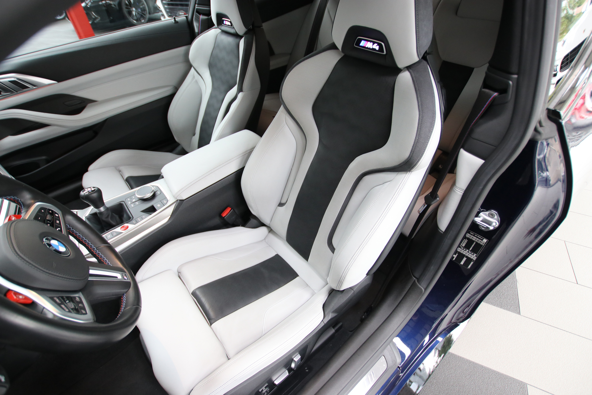 listing desktop thumbnail image 10